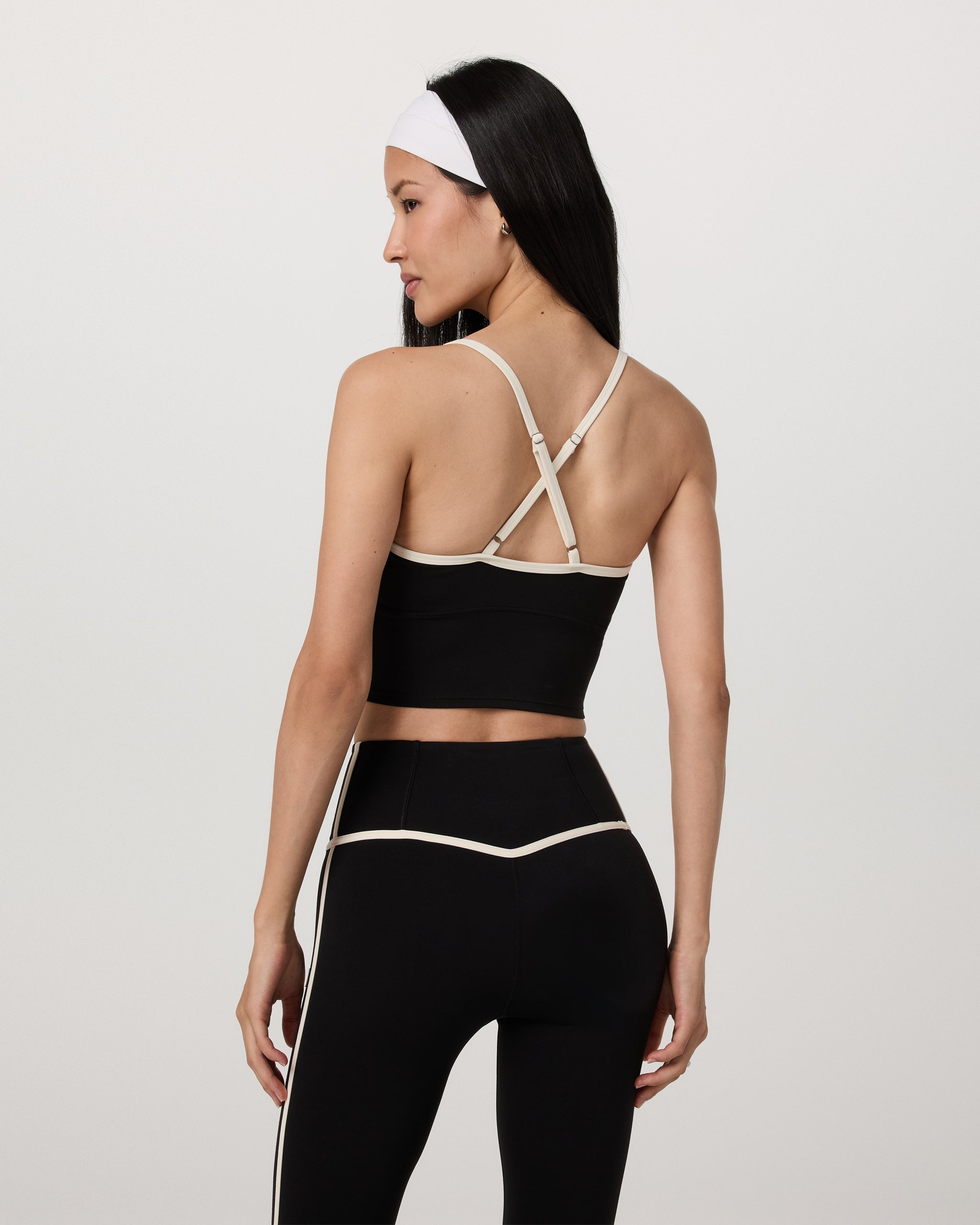 Vuori AllTheFeels™ Corset Tank | Black - Image 5