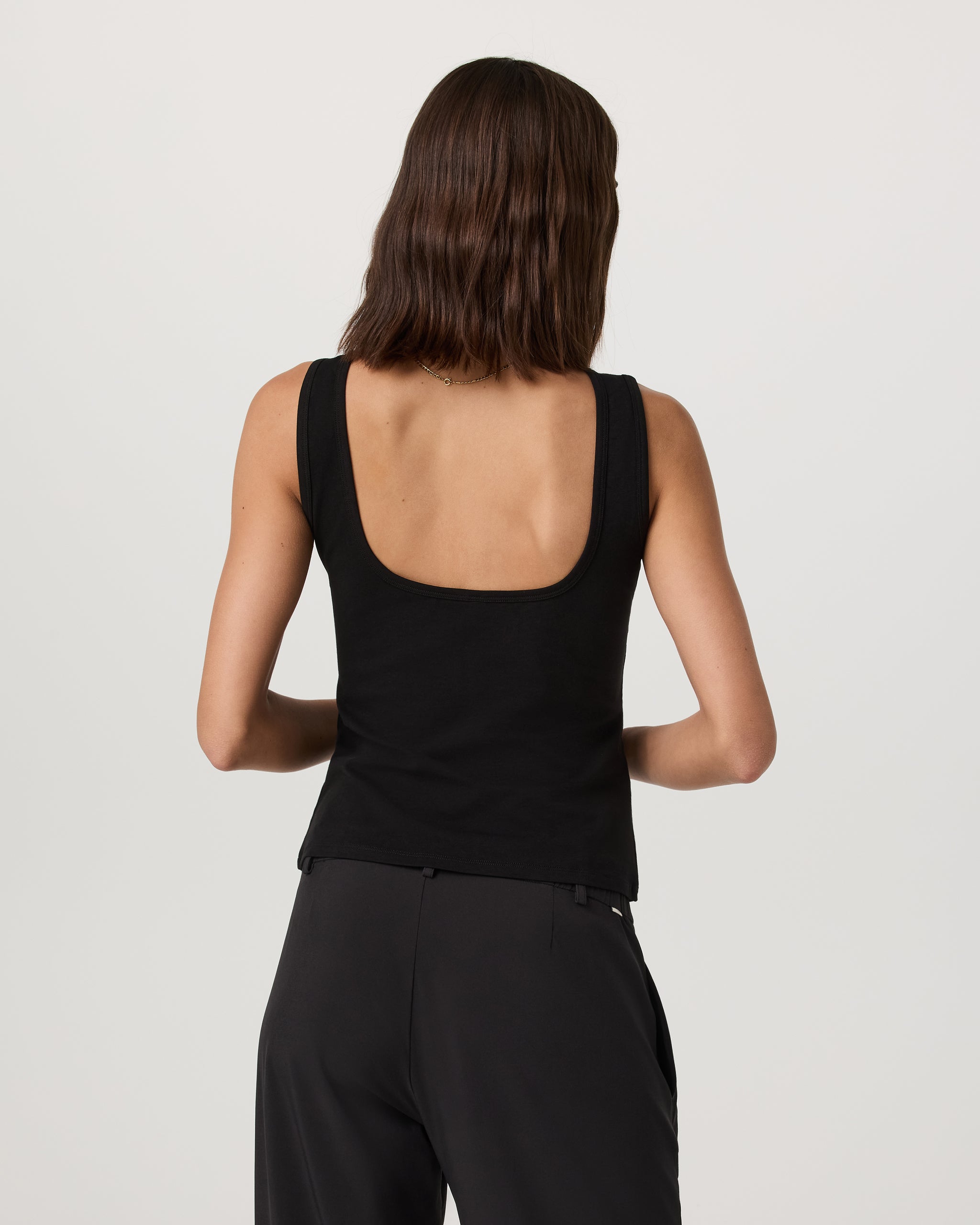 Tuvalu Scoop Back Tank | Black - Image 3