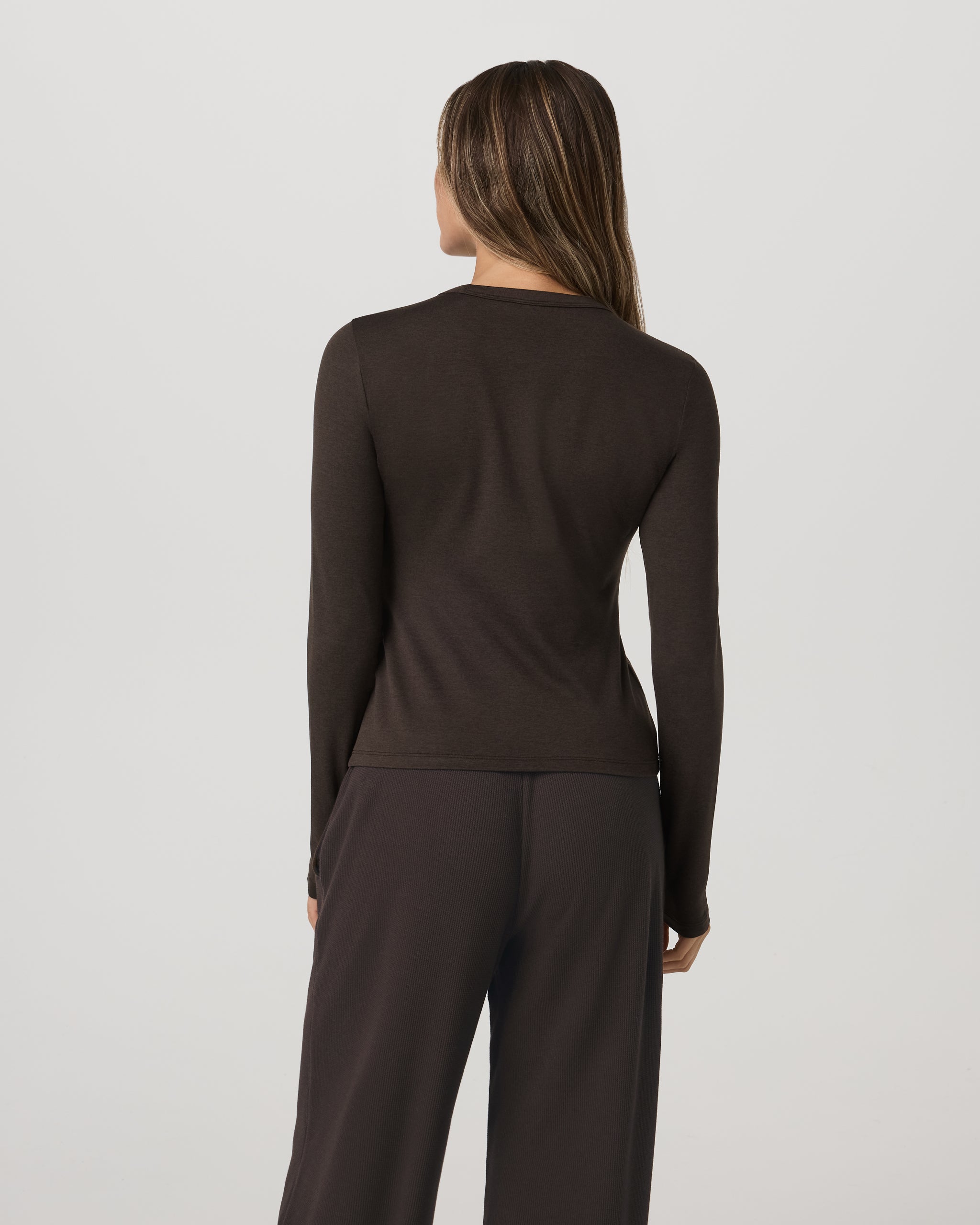 Long Sleeve Halo Essential Crew Tee | Dark Java Heather - Image 3