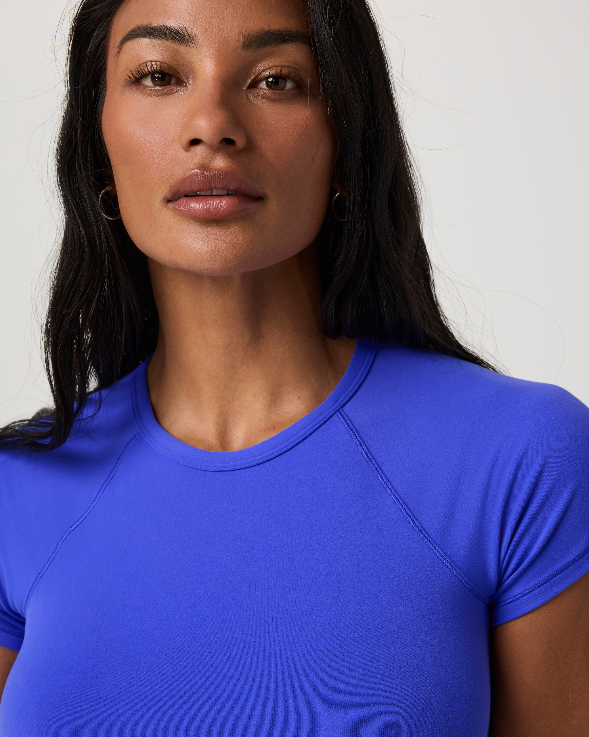Vuori AllTheFeels™ Short Sleeve Essential Tee | Electric Blue - Image 4