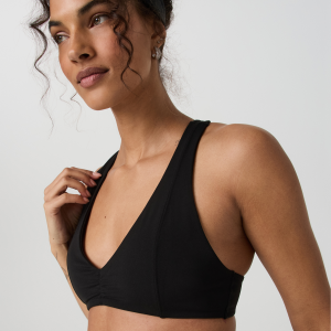 Vuori AllTheFeels™ Shirred Bra | Black