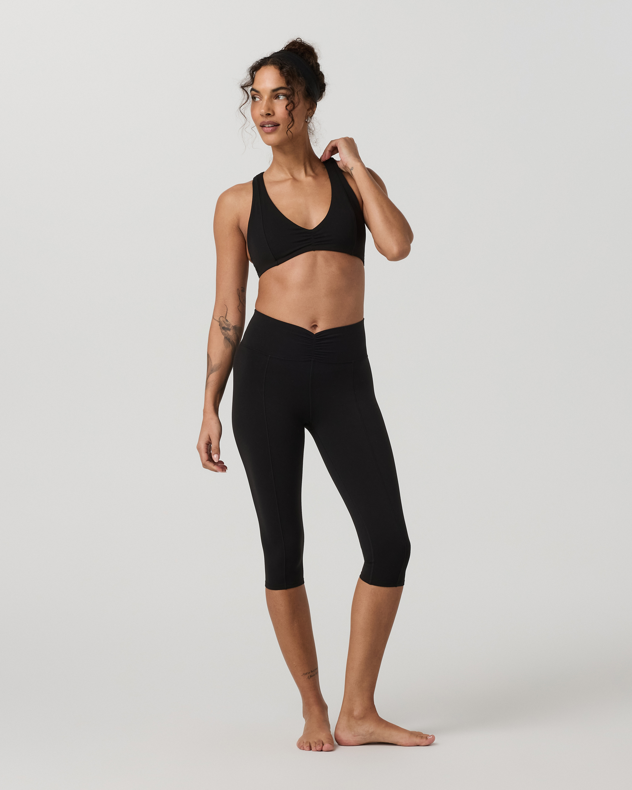 Vuori AllTheFeels™ Shirred Bra | Black - Image 5