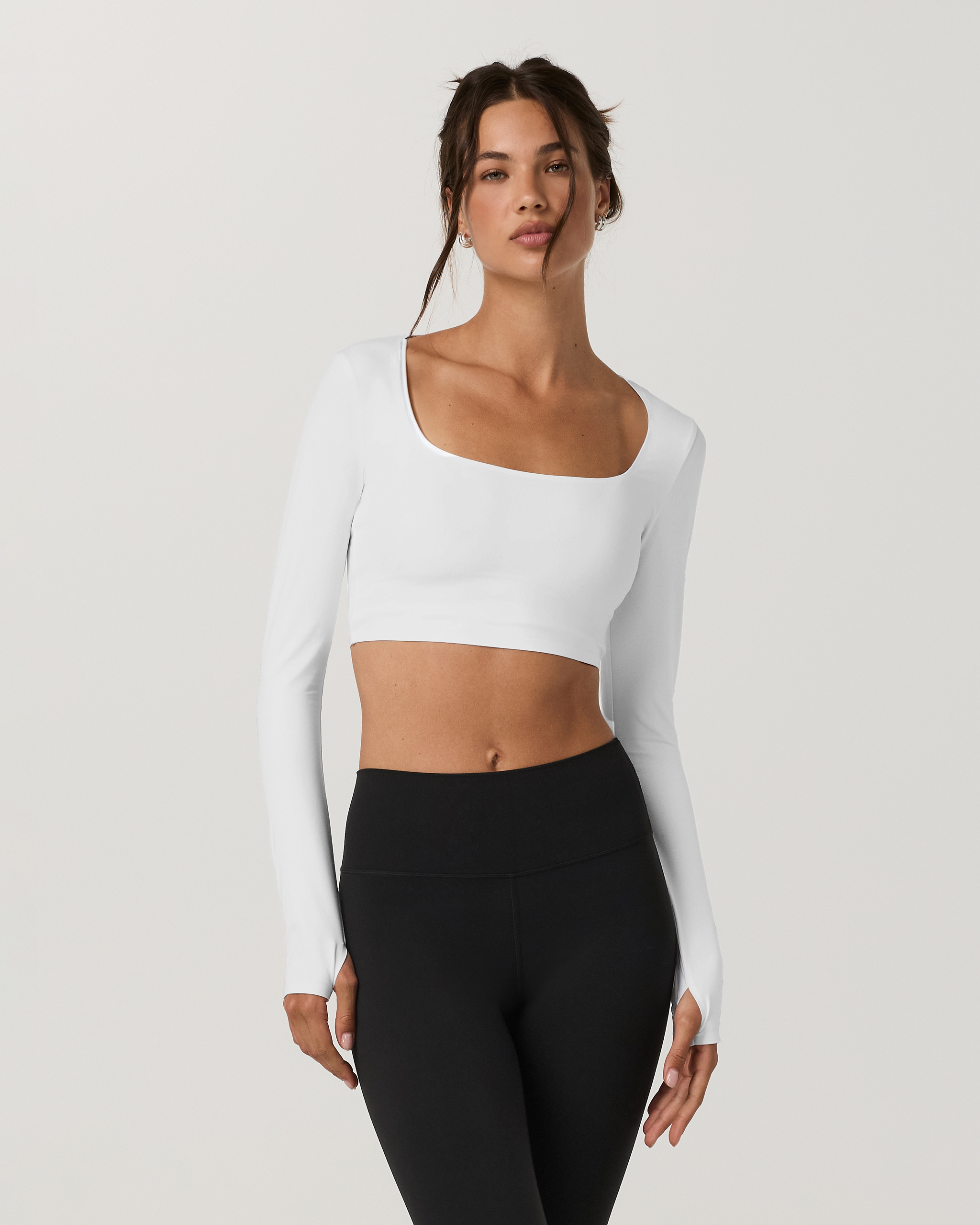 Vuori AllTheFeels™ Long Sleeve Scoop Top | White