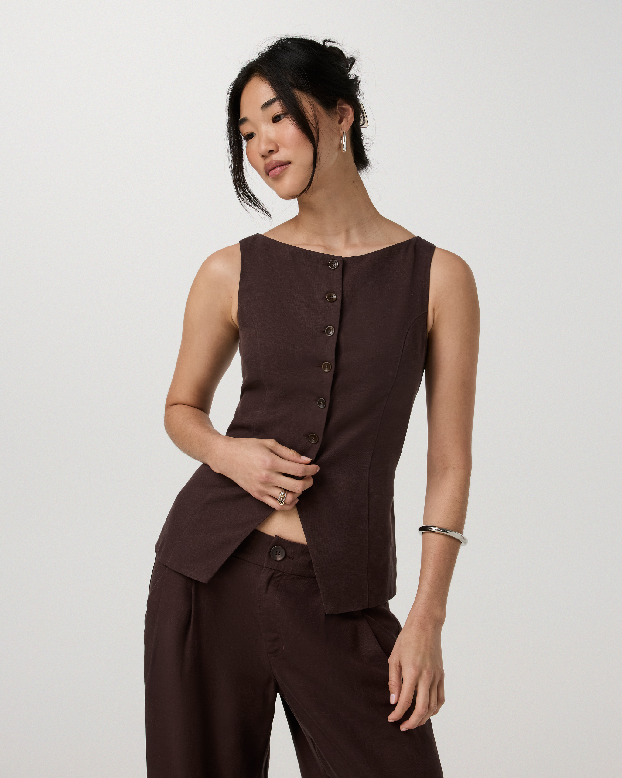 Trestles Twill Button Down Tank | French Roast - Image 2