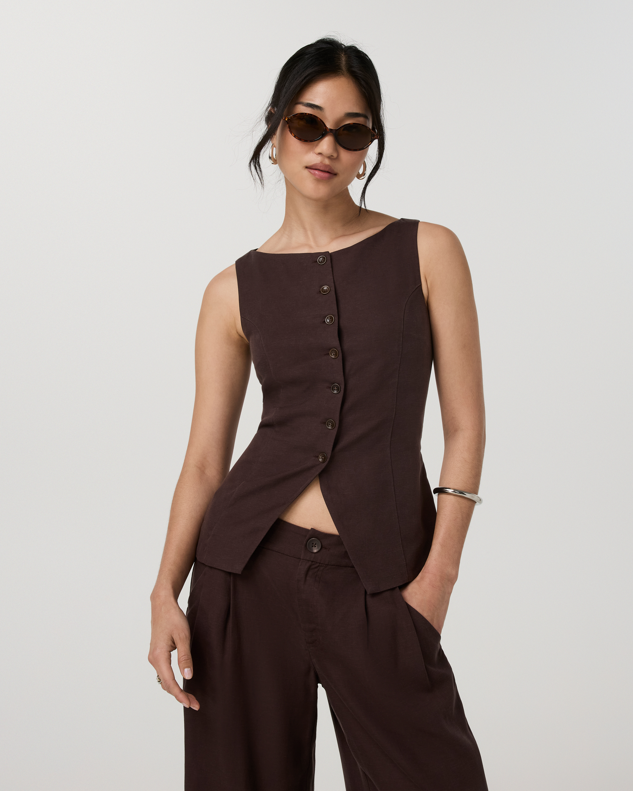 Trestles Twill Button Down Tank | French Roast - Image 5