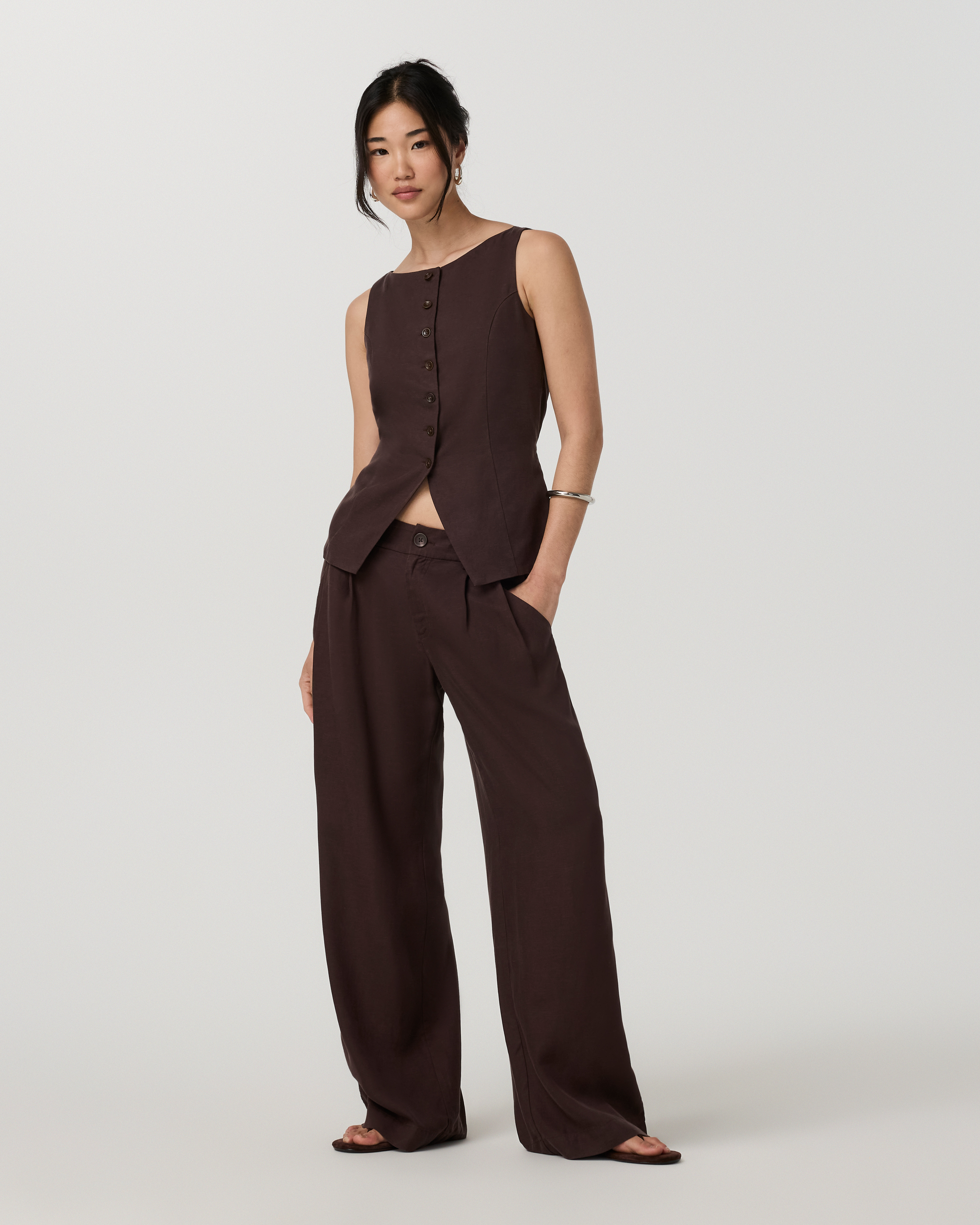 Trestles Twill Button Down Tank | French Roast - Image 4