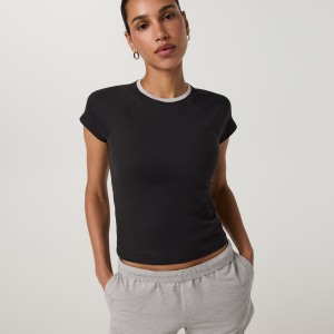 Short Sleeve Halo Retro Tee | Solid Black