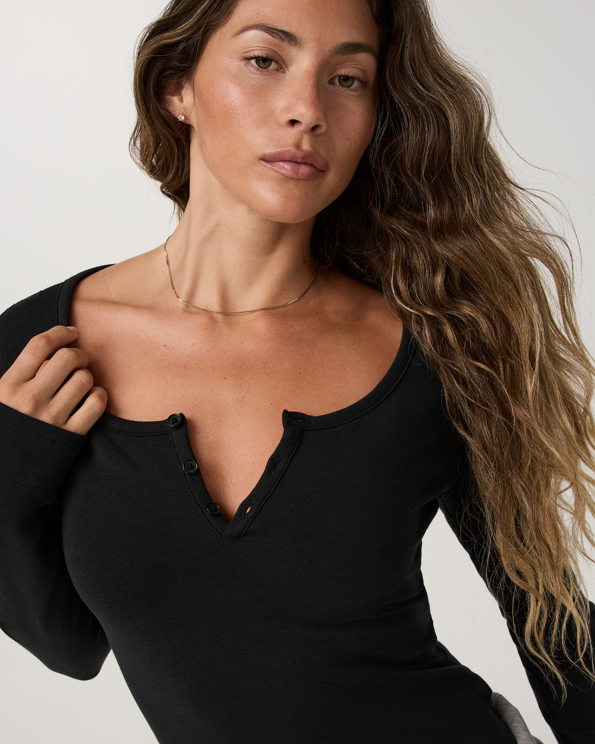 Long Sleeve Everyday Cotton Stretch Henley | Black - Image 2