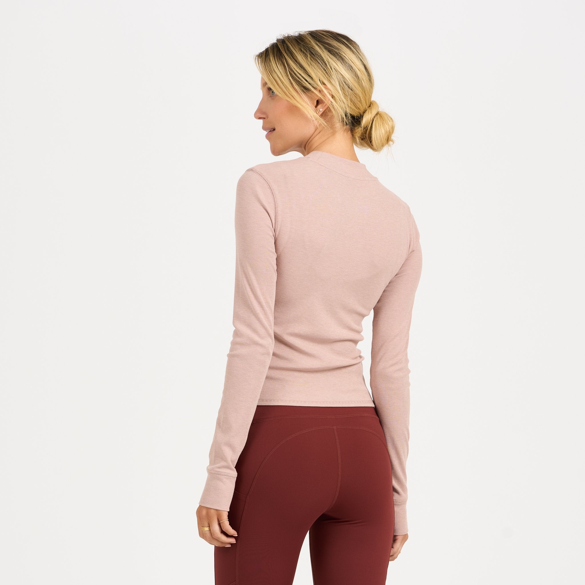 Long-Sleeve Pose Fitted Tee | Dogwood Heather - Image 2