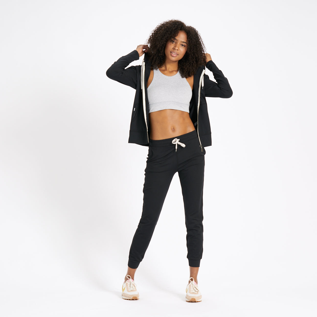 Halo Performance Hoodie | Black - Image 5