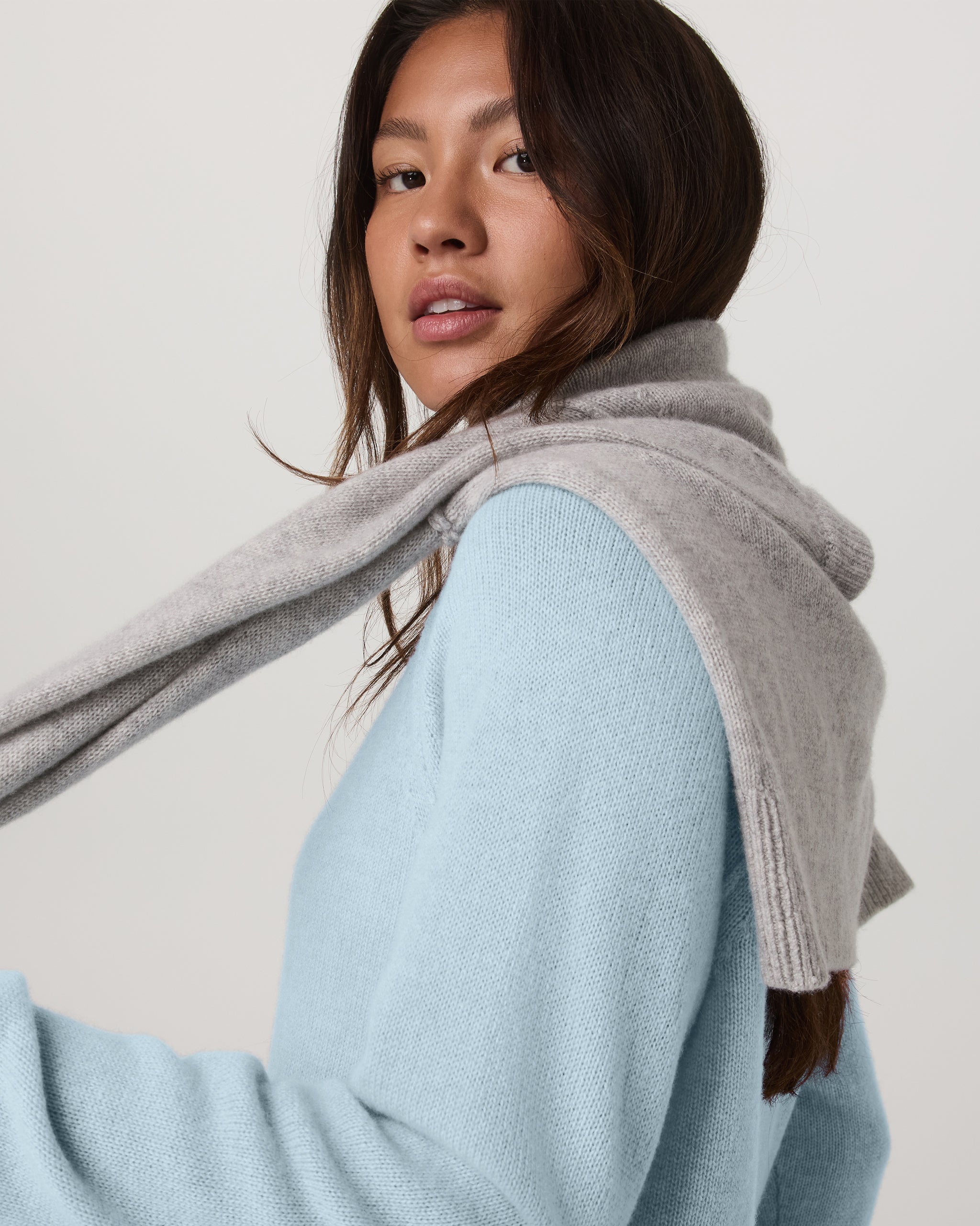 Émilie Cashmere Crew | Bluebell - Image 4