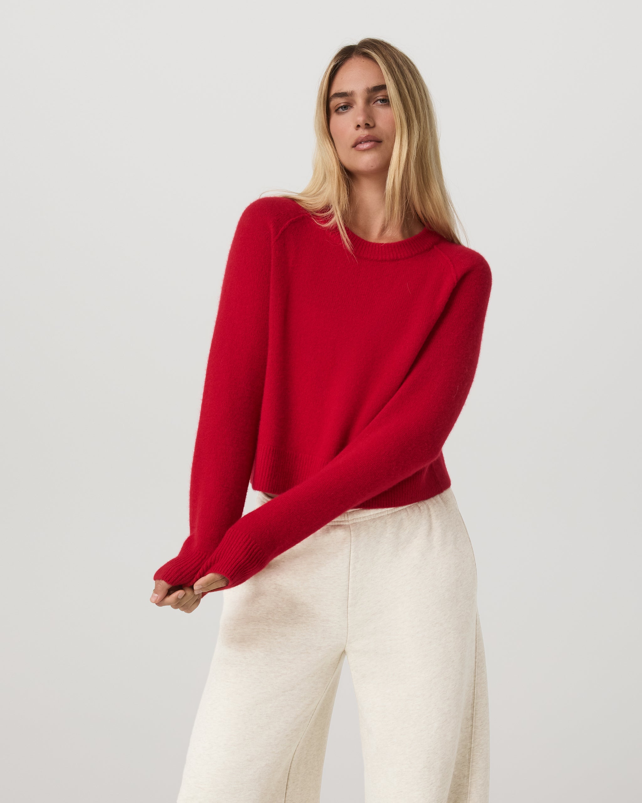 Émilie Cashmere Crew | Cherry - Image 5