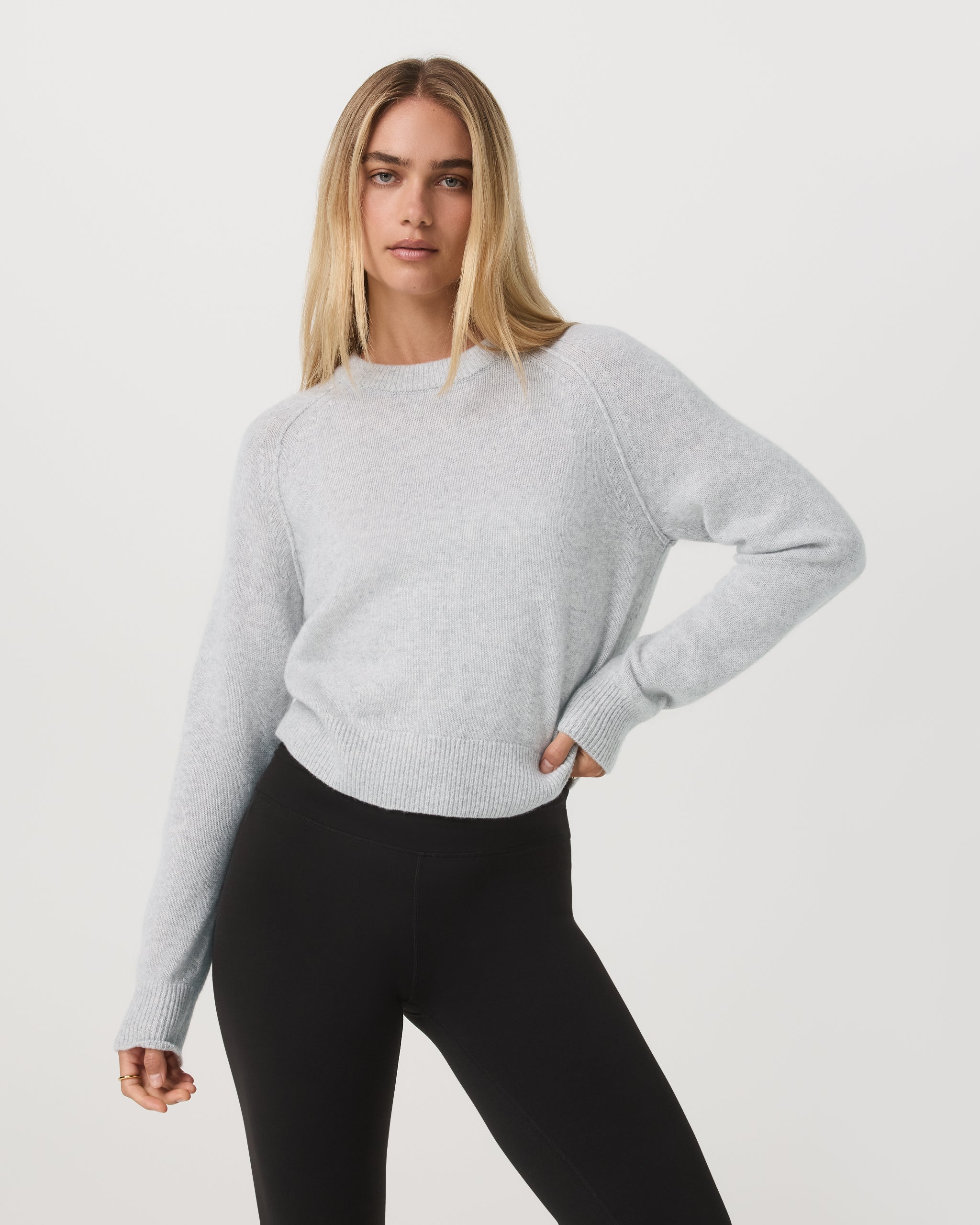 Émilie Cashmere Crew | Pale Grey Heather