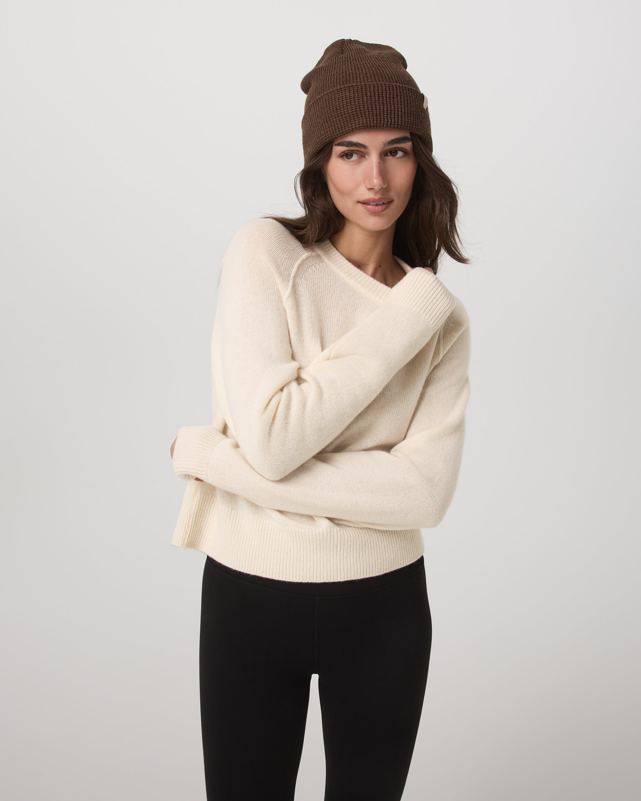 Émilie Cashmere Crew | Porcelain - Image 4
