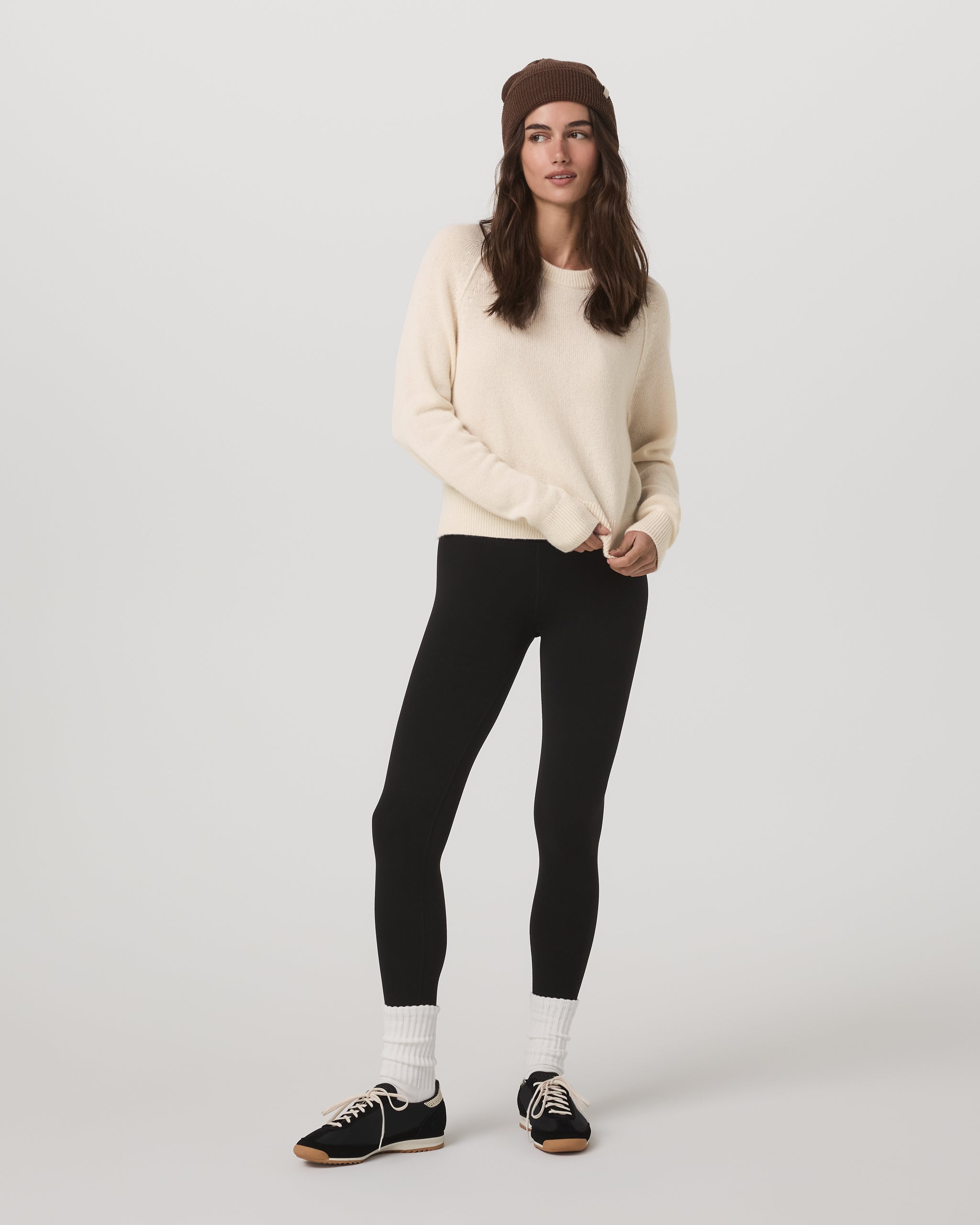 Émilie Cashmere Crew | Porcelain - Image 2
