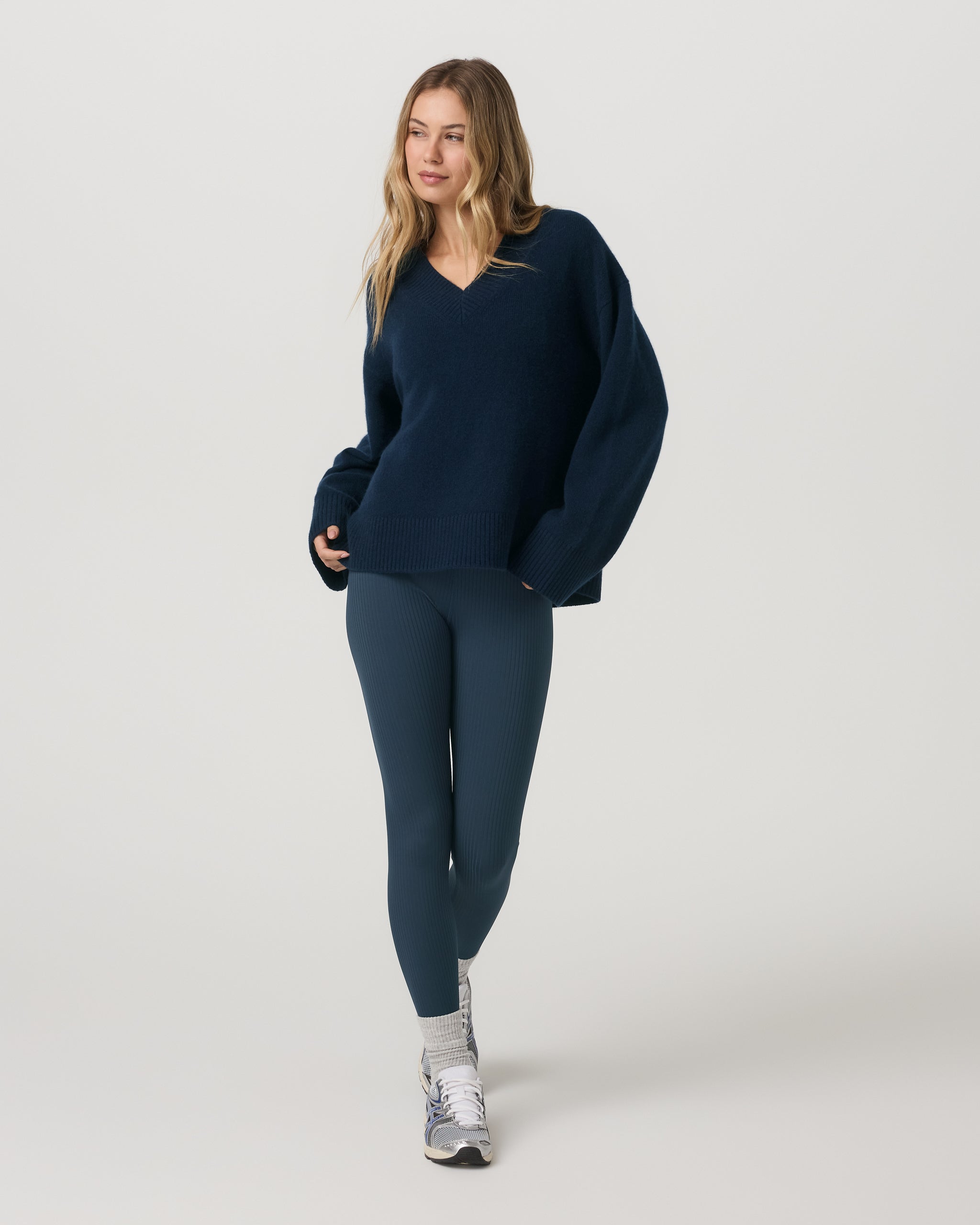 Émilie Cashmere Oversized V-Neck | Ocean Blue - Image 4