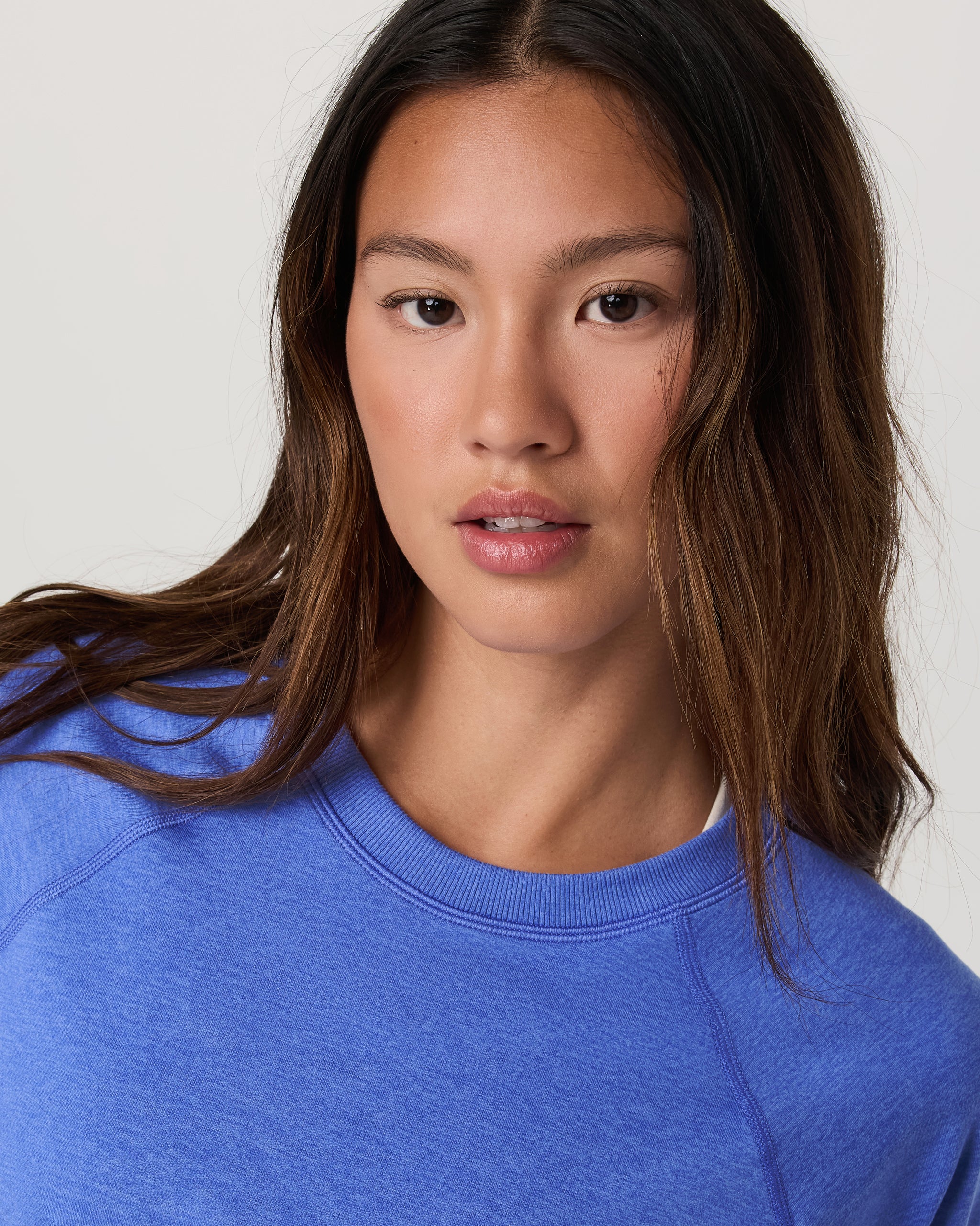 Long-Sleeve Halo Crew | Bright Iris Heather - Image 2