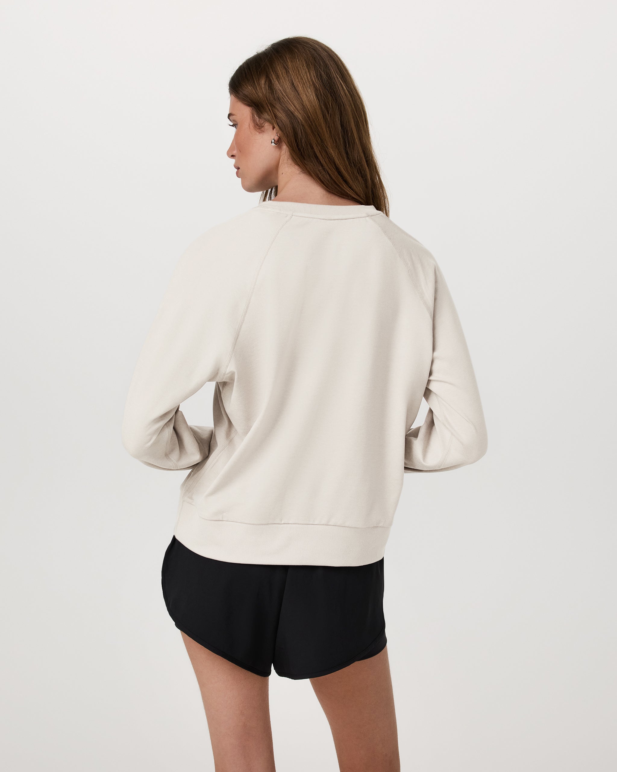 Long-Sleeve Halo Crew | Ecru Heather - Image 4