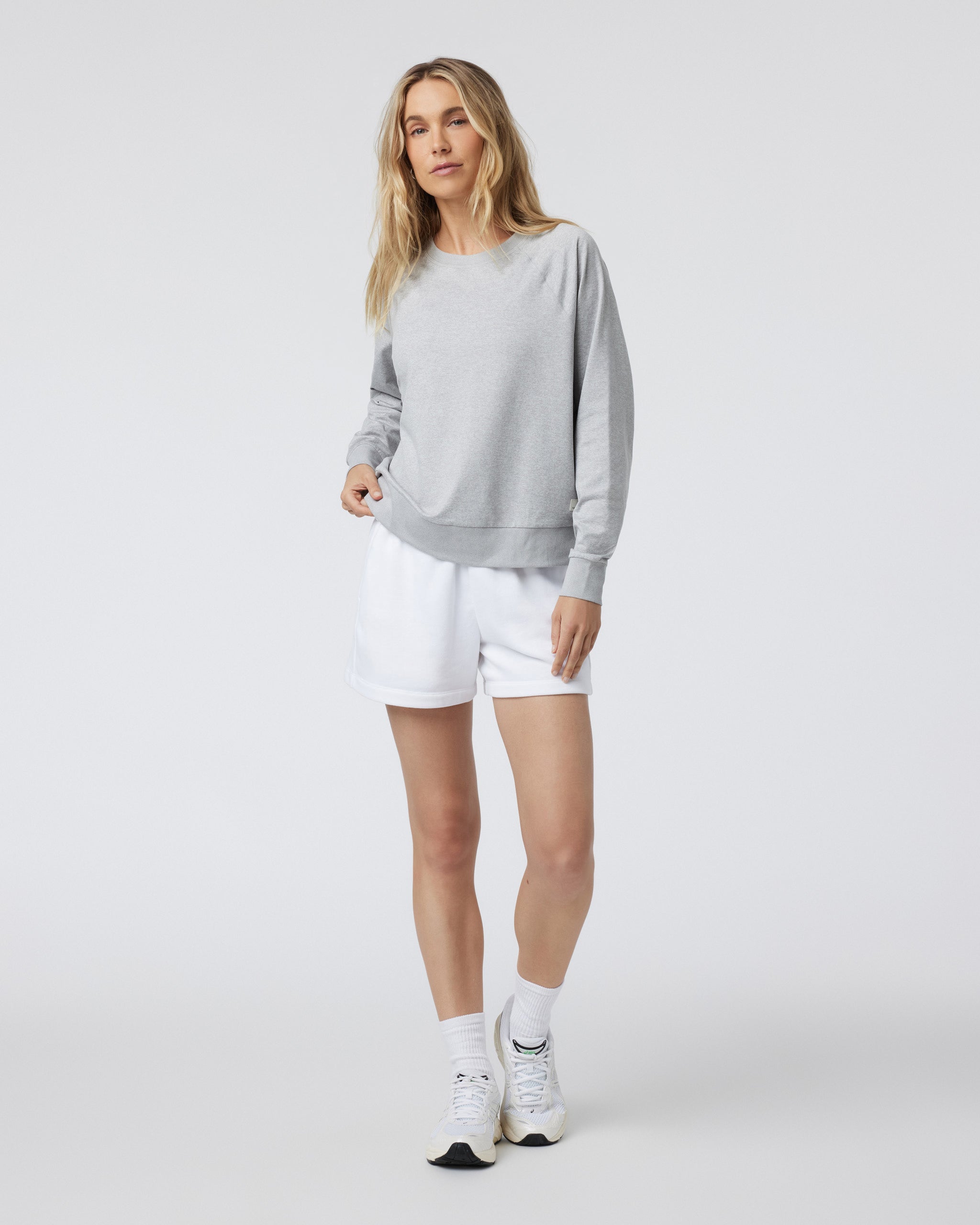 Long-Sleeve Halo Crew | Pale Grey Heather - Image 2