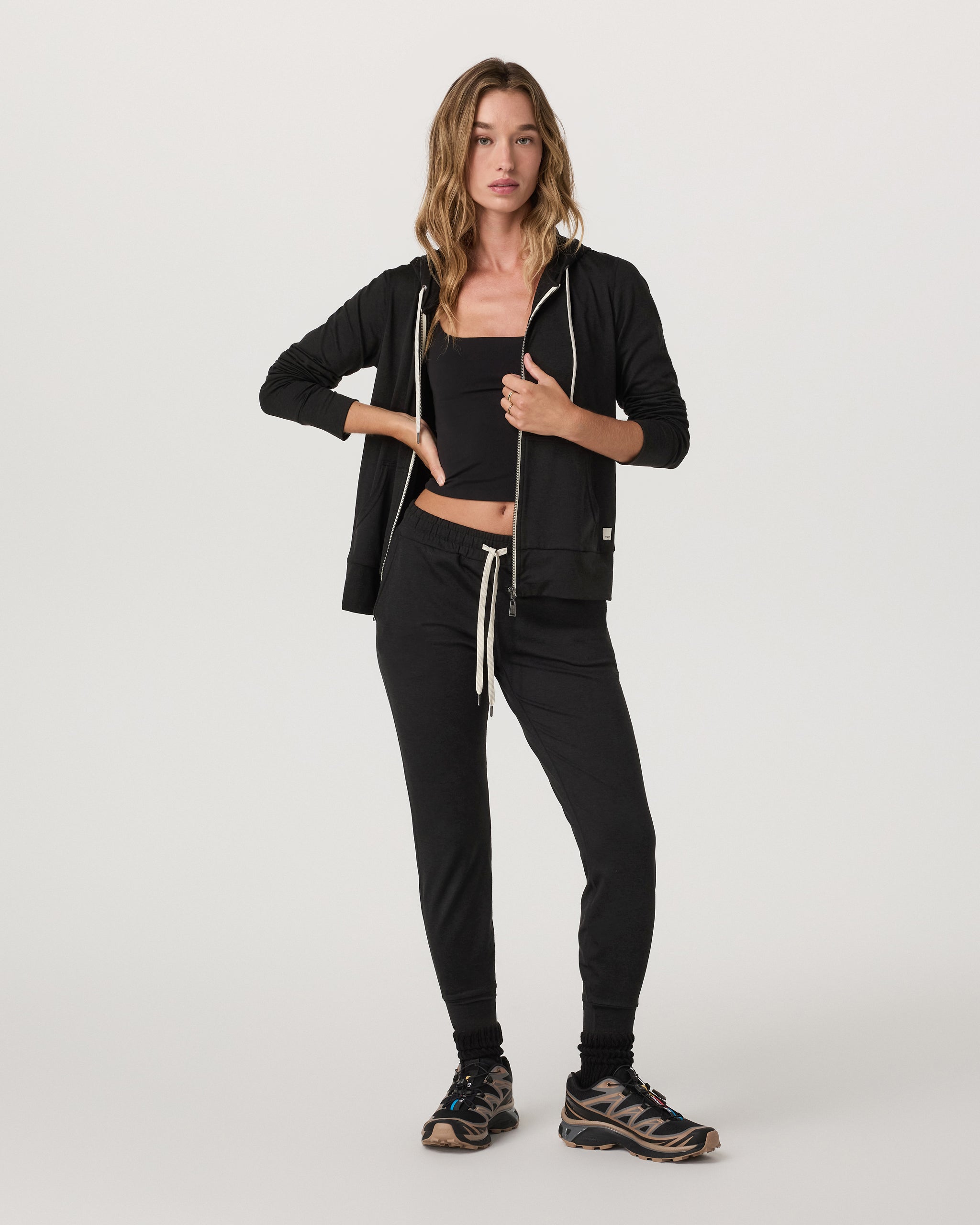 Halo Performance Hoodie 2.0 | Black Heather - Image 4