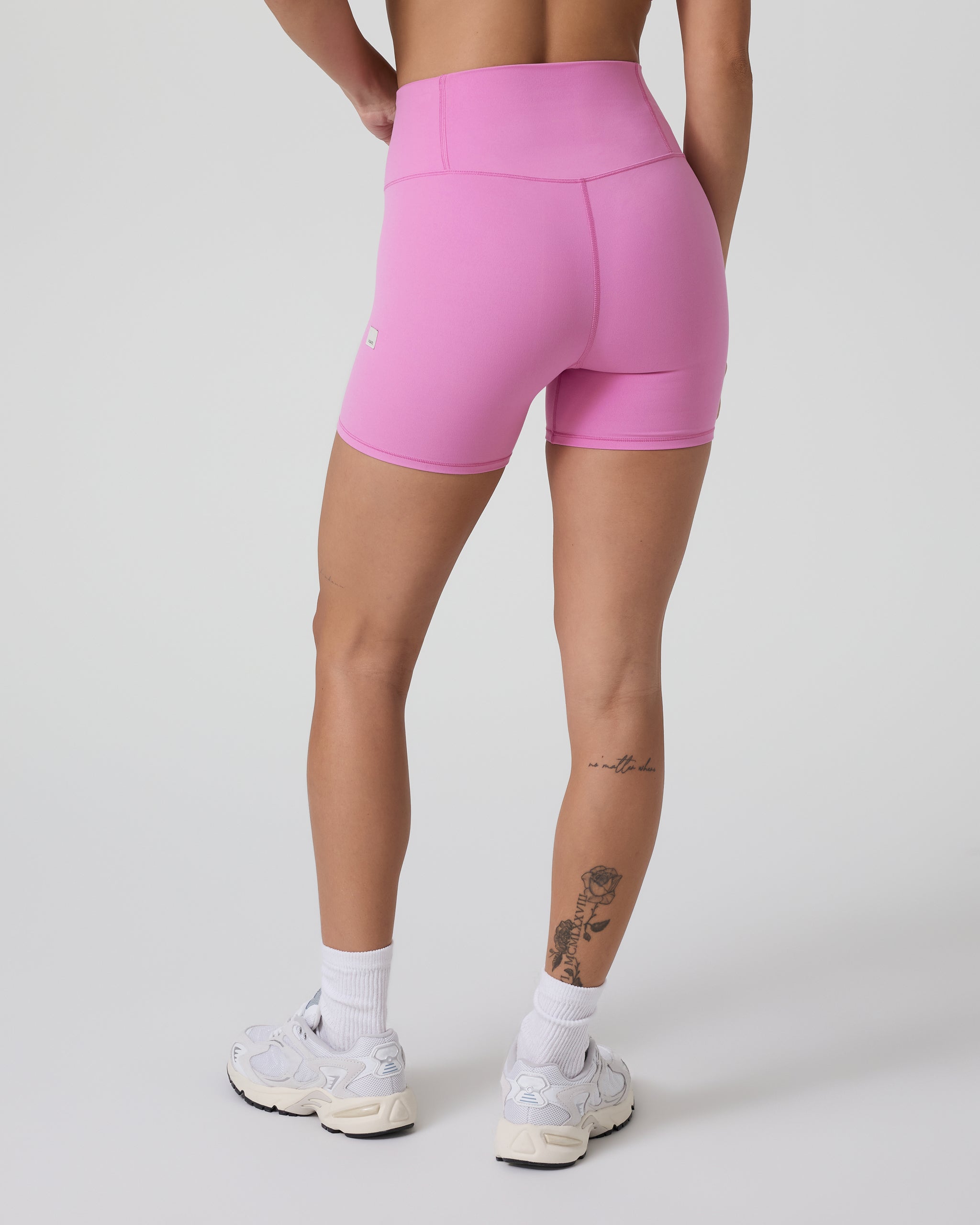 Vuori AllTheFeels™ Short 4 | Azalea Pink - Image 5