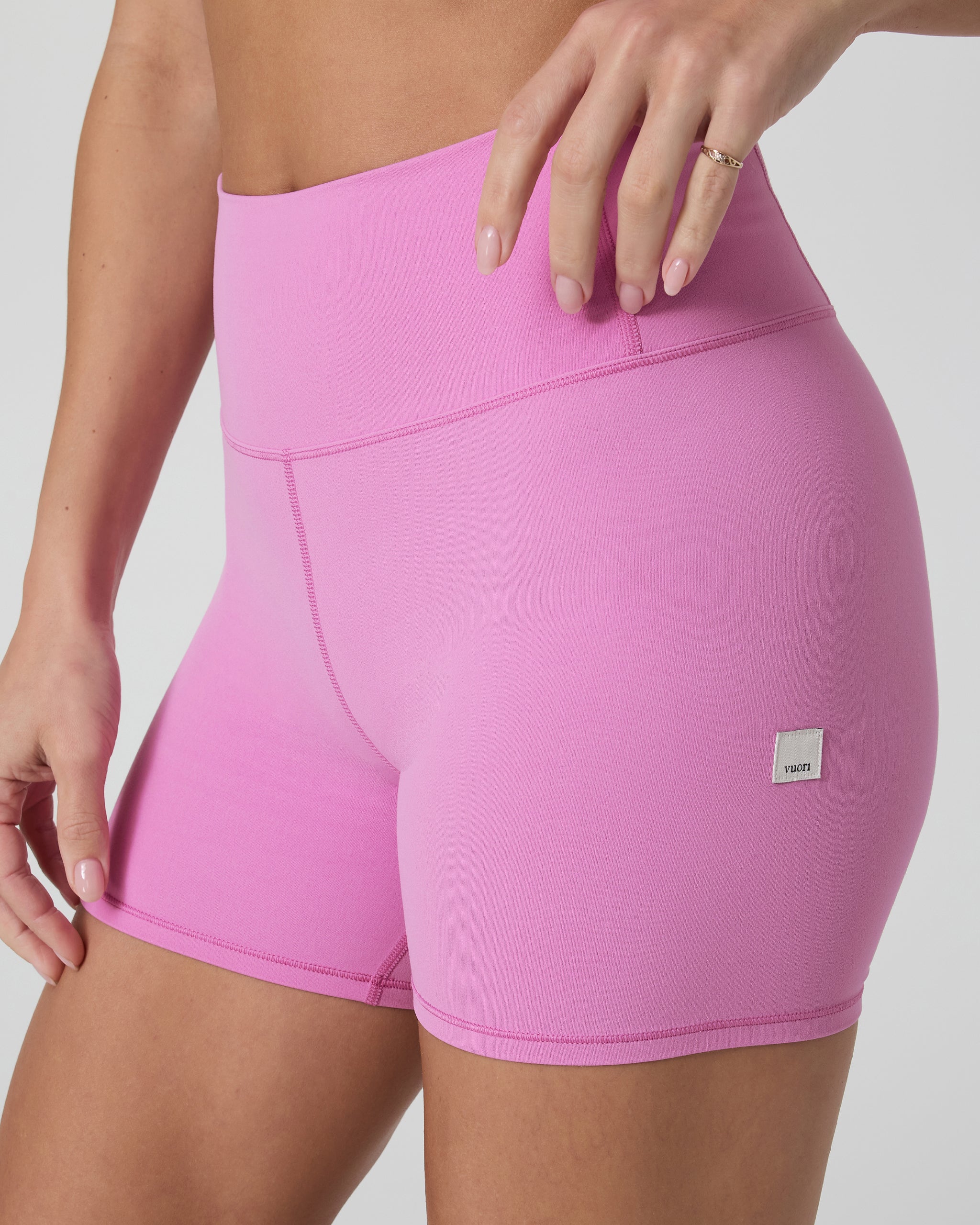 Vuori AllTheFeels™ Short 4 | Azalea Pink - Image 4