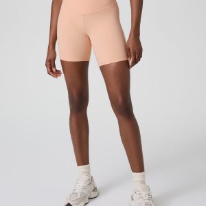 Vuori AllTheForm™ Short 6 | Bright Peach
