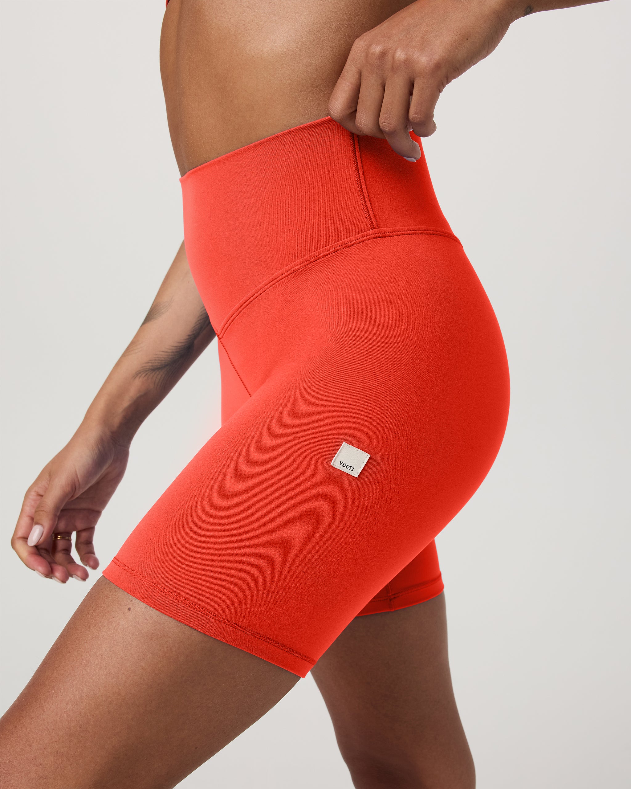 Vuori AllTheForm™ Short 6 | Bright Poppy - Image 2