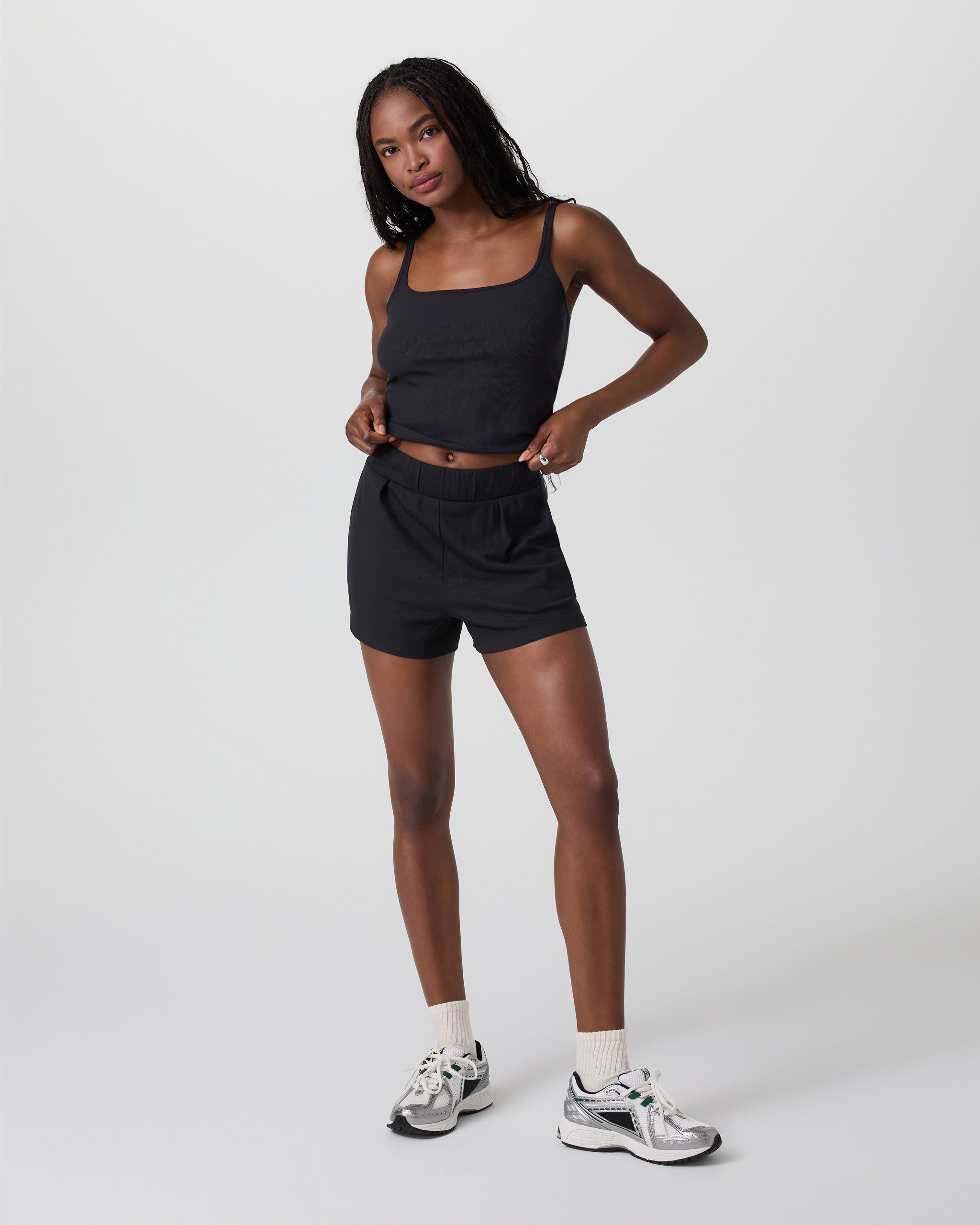 Pose Short | Black - Image 2