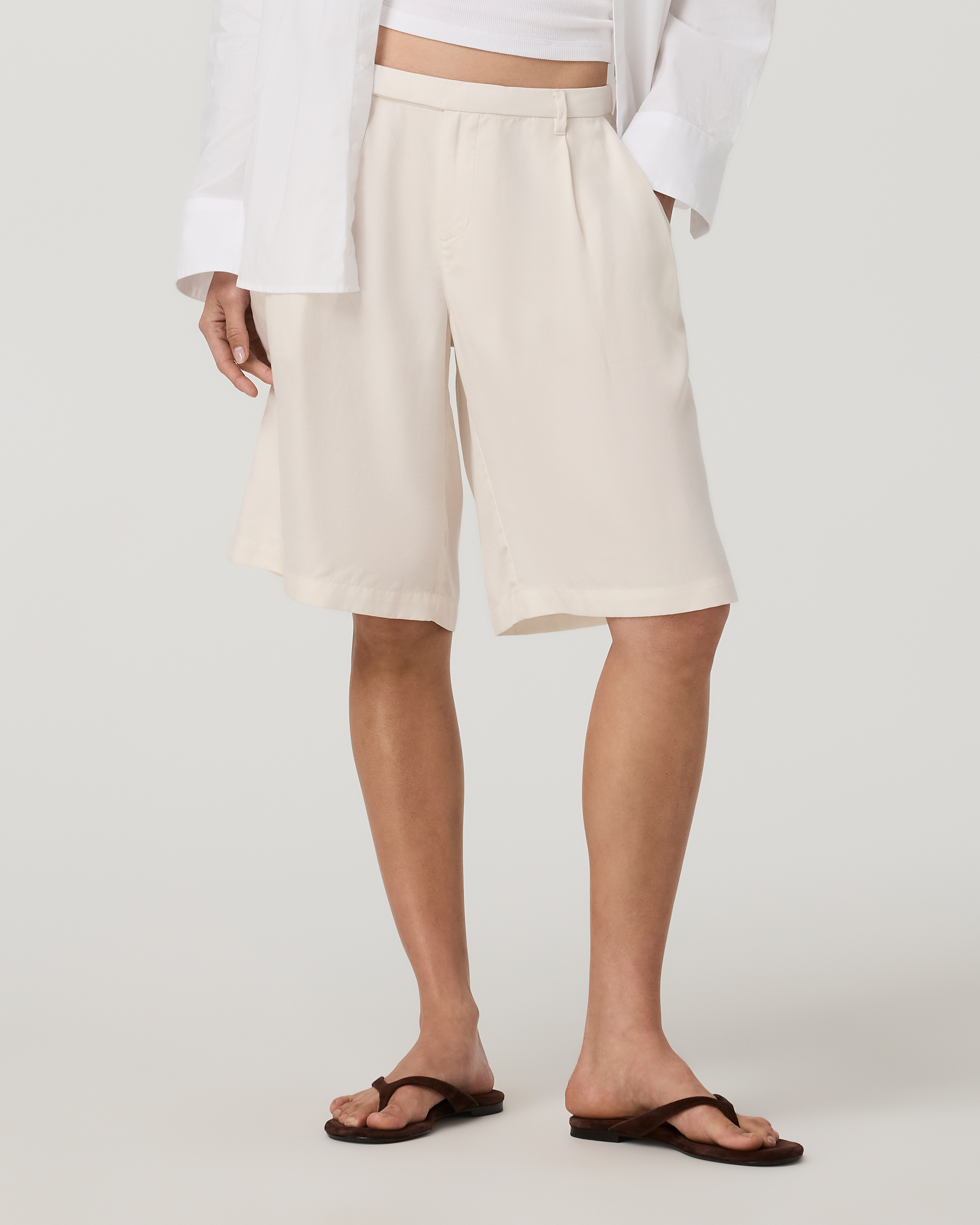 Trestles Low Slung Trouser Short | Natural - Image 4