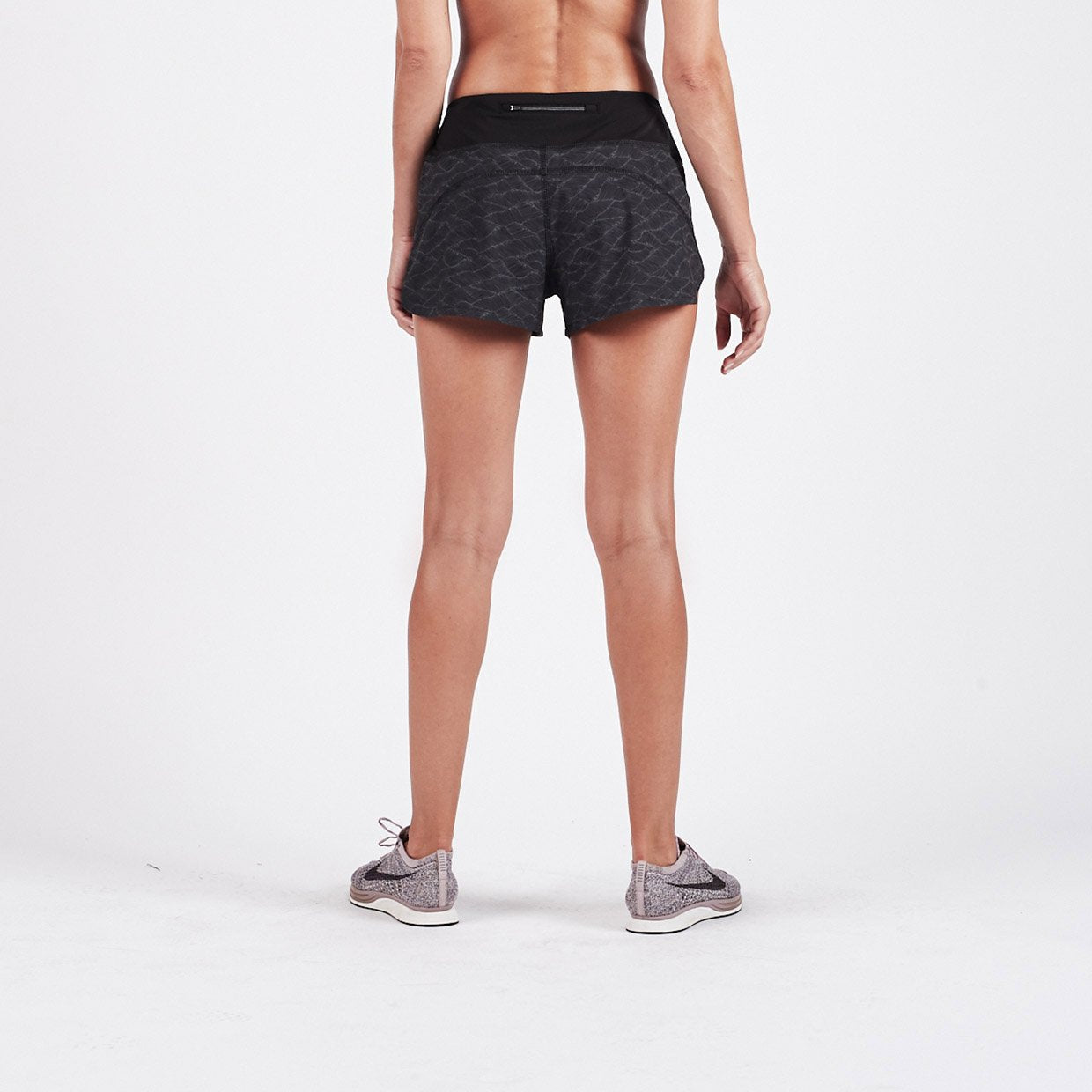 Omni Performance Short | Charcoal Wave Texture - Image 3