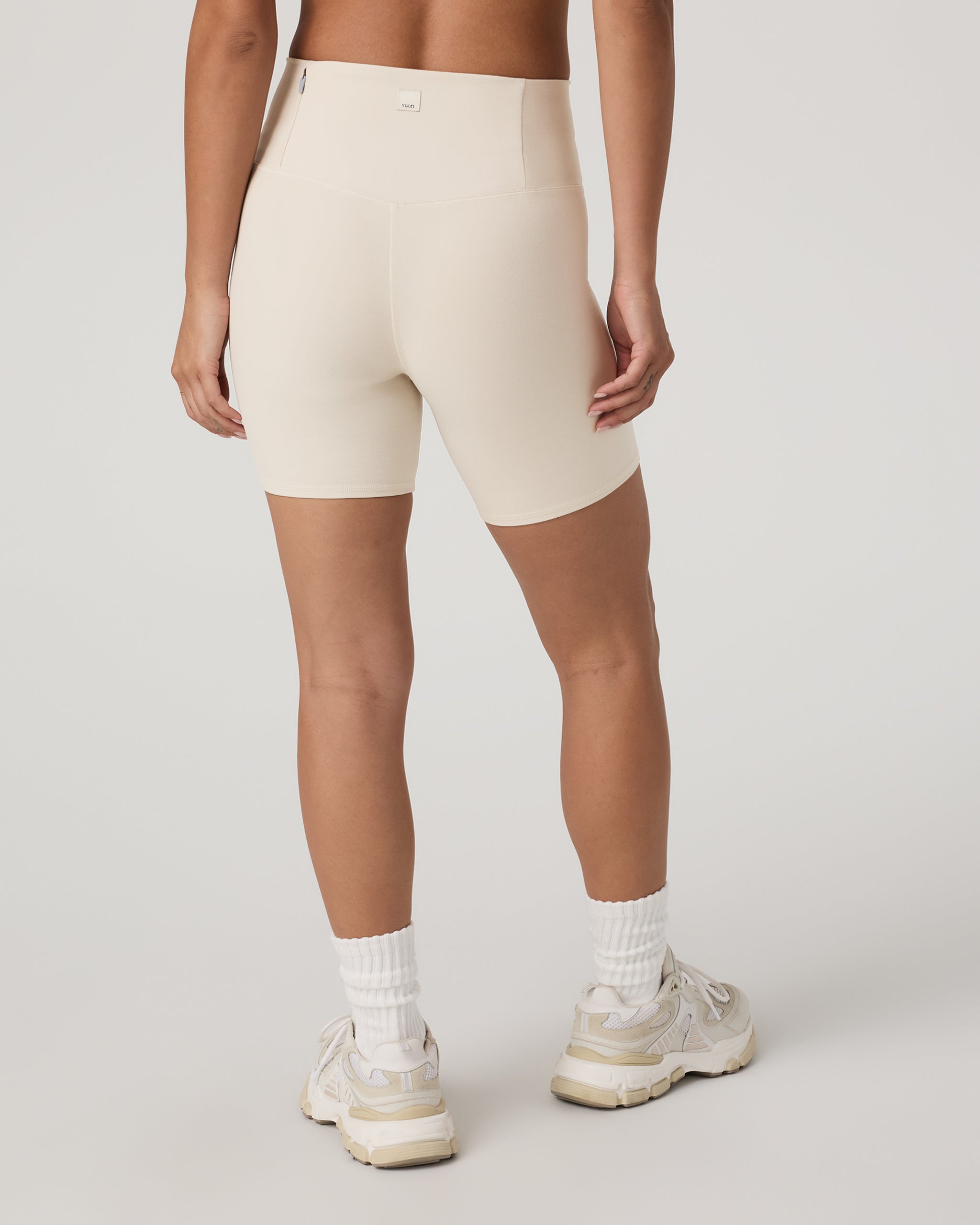 Clean Elevation Shorty 6 | Bone Heather - Image 3