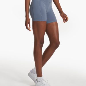 Studio Pocket Short | Light Azure