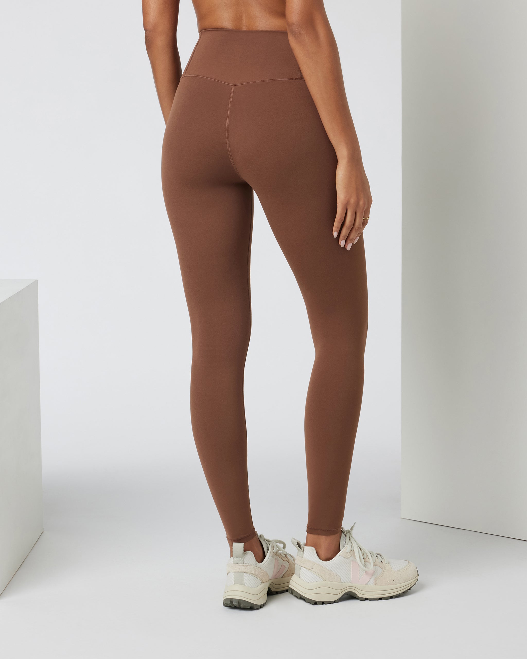 Vuori AllTheFeels™ Legging - Long | Pepper - Image 3