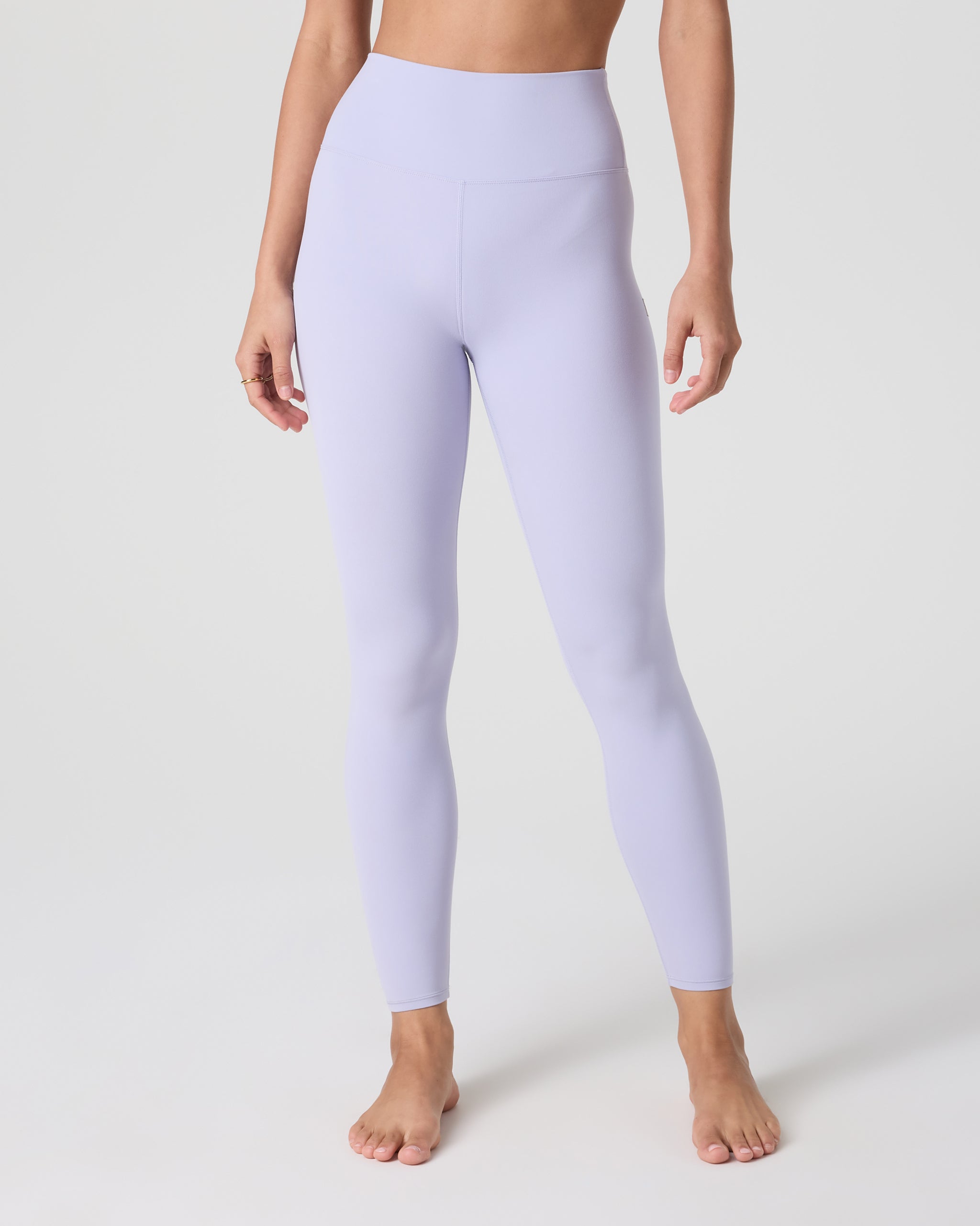 Vuori AllTheFeels™ Legging - Short | Lavender Mist - Image 5