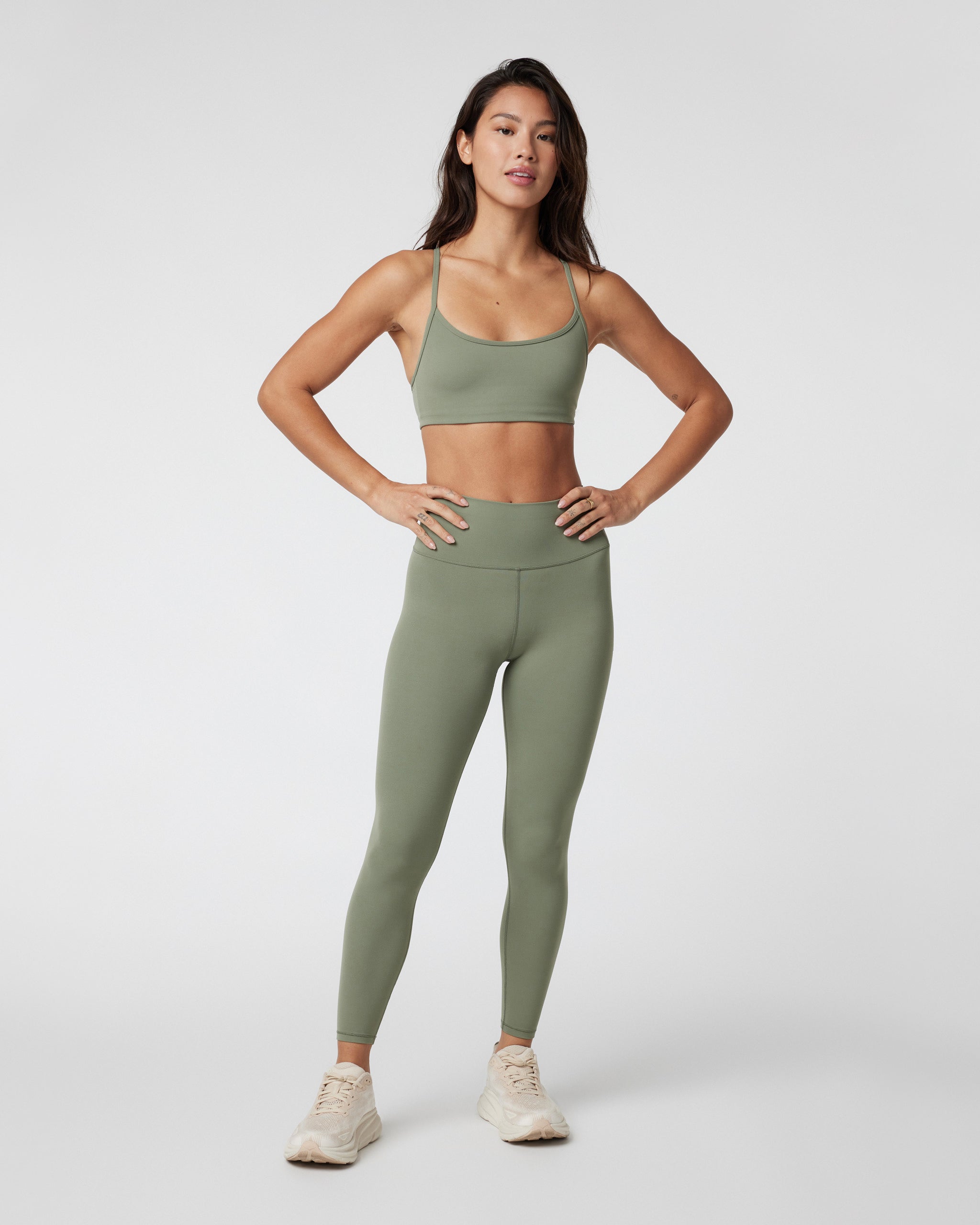 Vuori AllTheFeels™ Legging - Short | Pistachio - Image 2