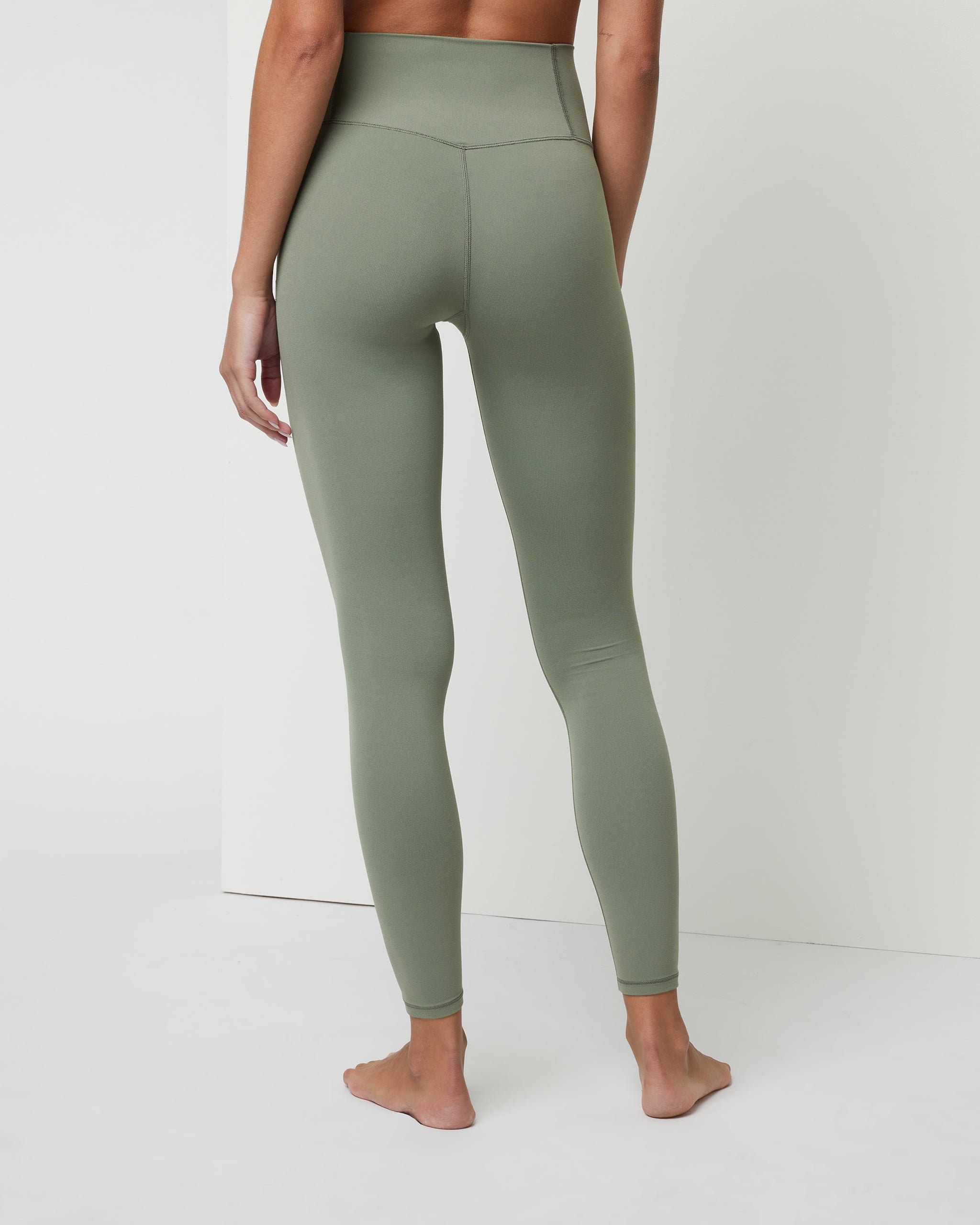 Vuori AllTheFeels™ Legging | Pistachio - Image 3