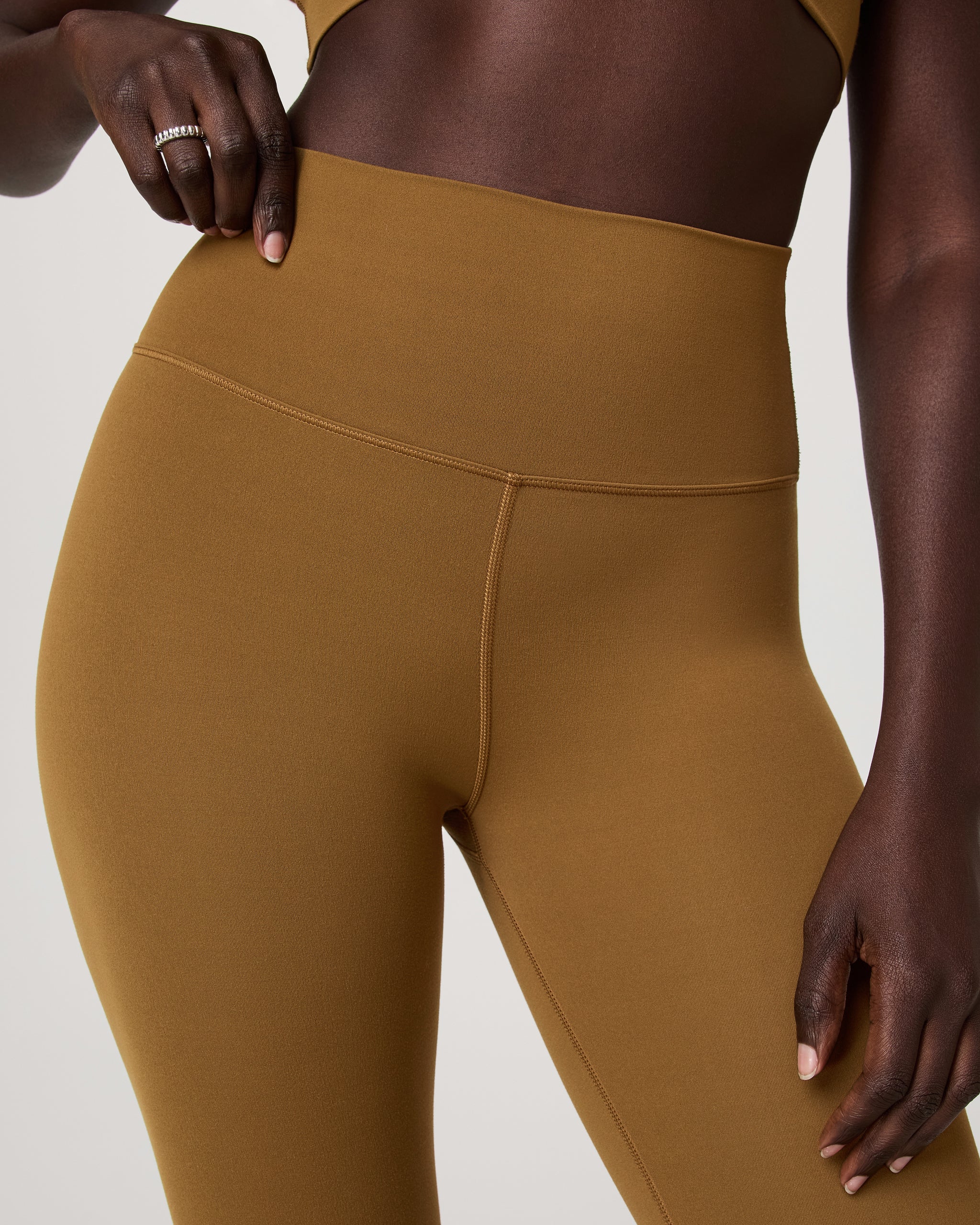 Vuori AllTheFeels™ Legging | Rum - Image 4