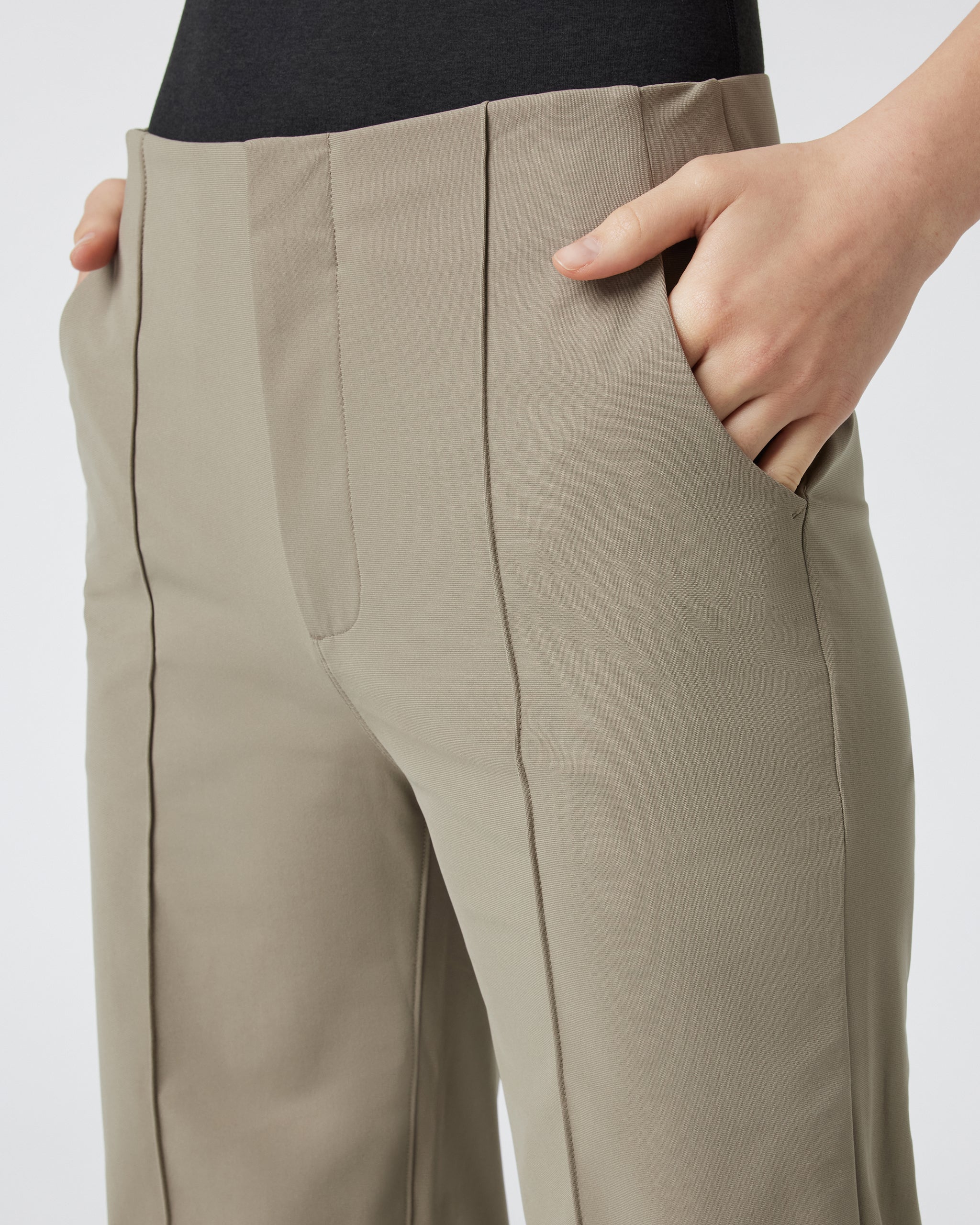 Womens Vuori Meta™ Wideleg Pant - Long | Taupe - Image 4