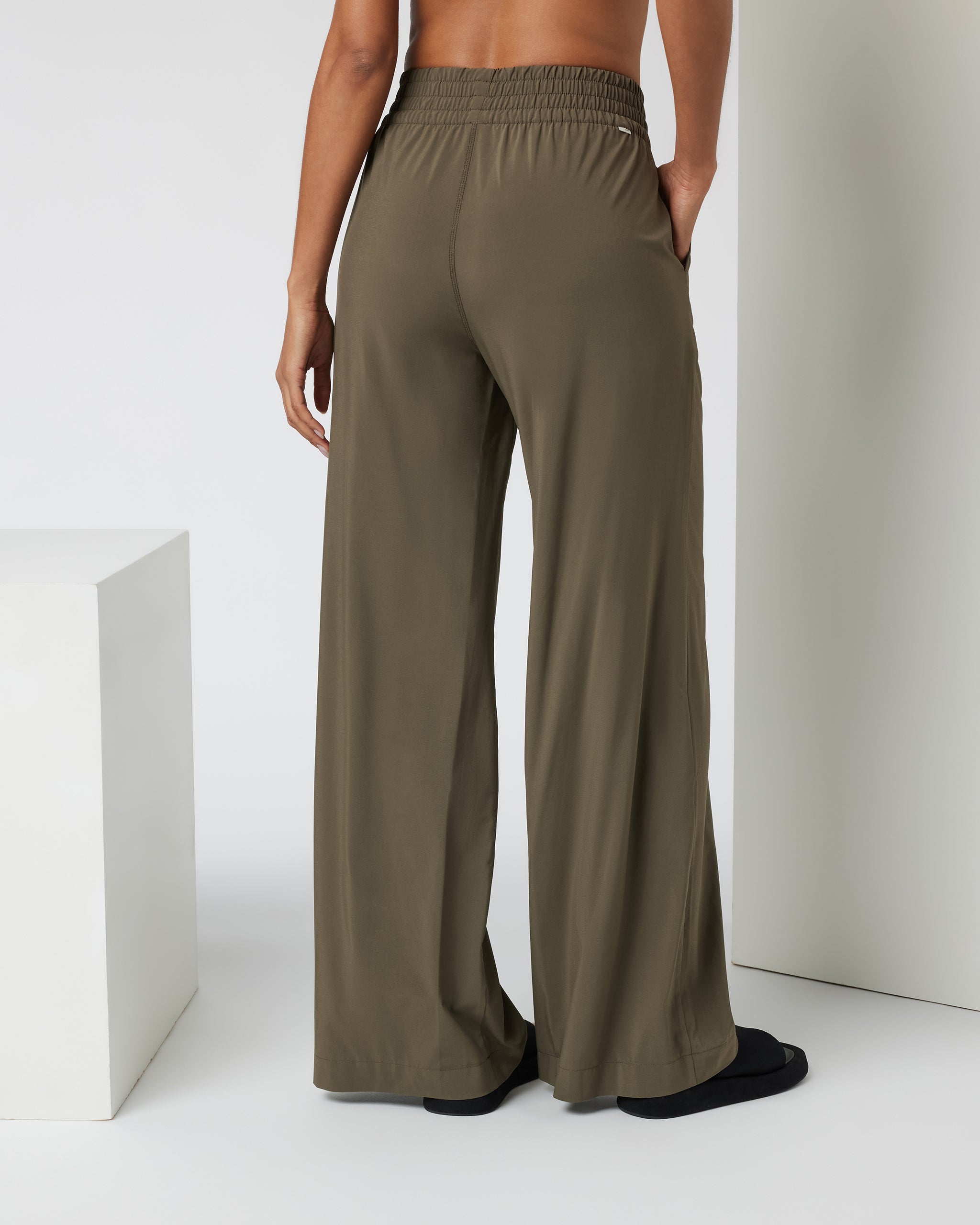 Villa Wideleg Pant - Long | Dark Oregano - Image 3