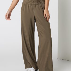 Villa Wideleg Pant - Short | Dark Oregano