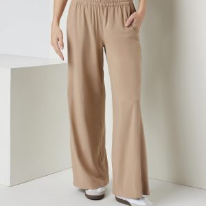 Villa Wideleg Pant - Short | Goldenrod