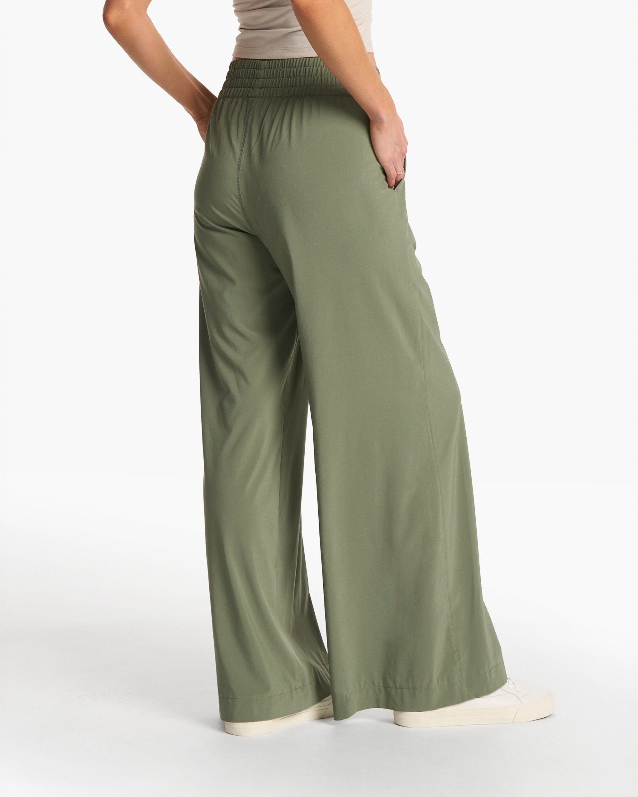 Villa Wideleg Pant | Pistachio - Image 4