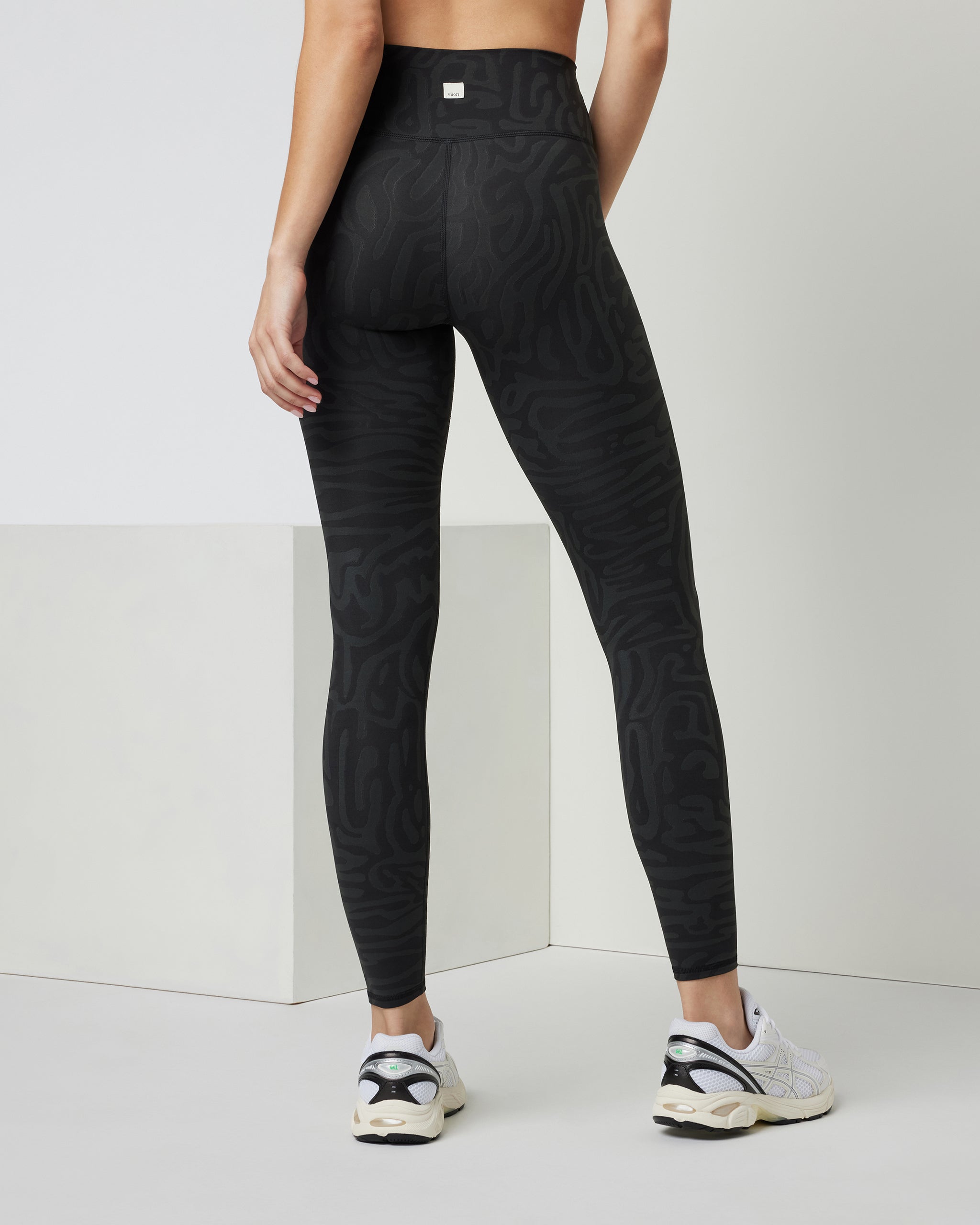 Maze Jacquard Legging | Black Maze - Image 3