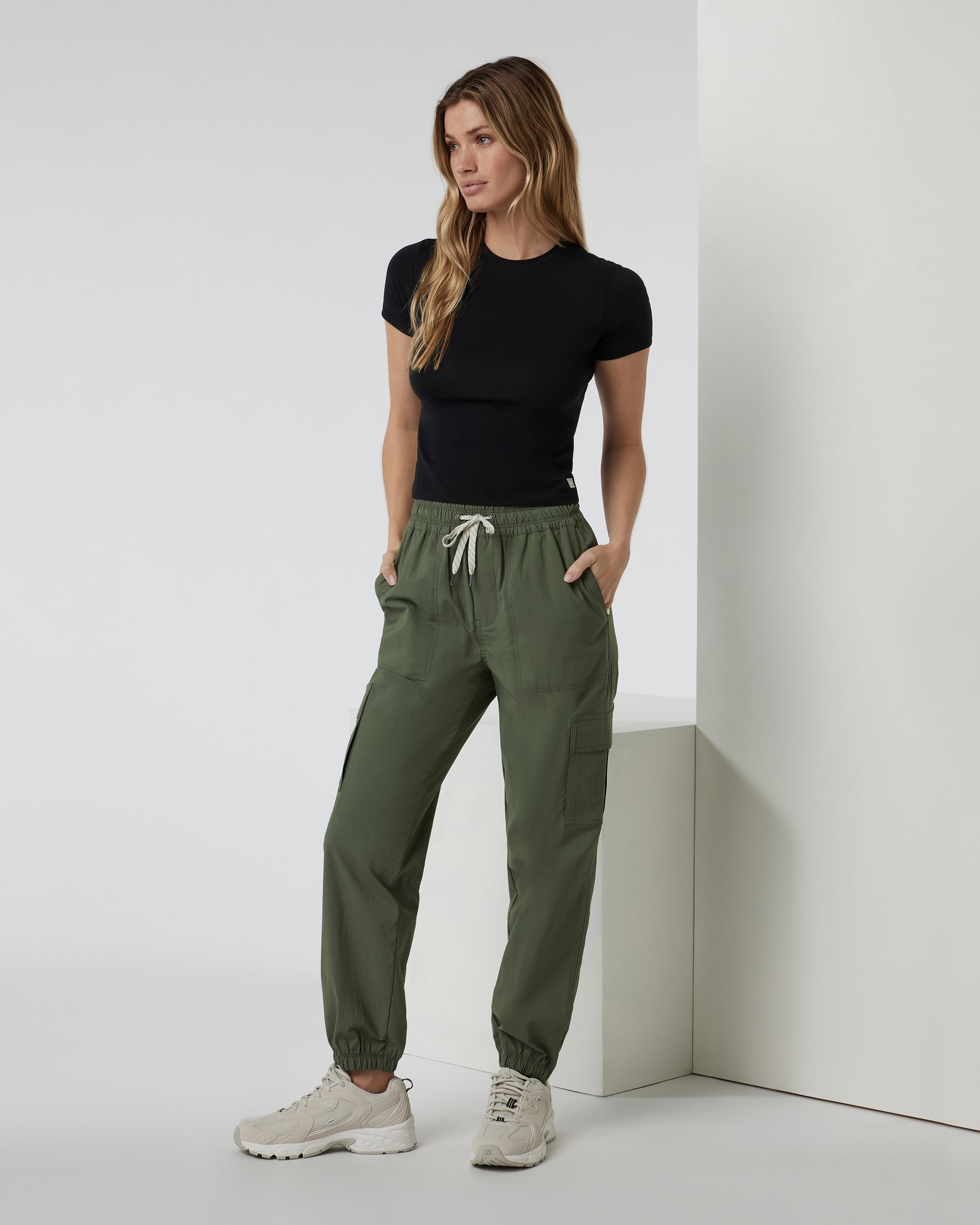 Birch Jogger | Army - Image 2