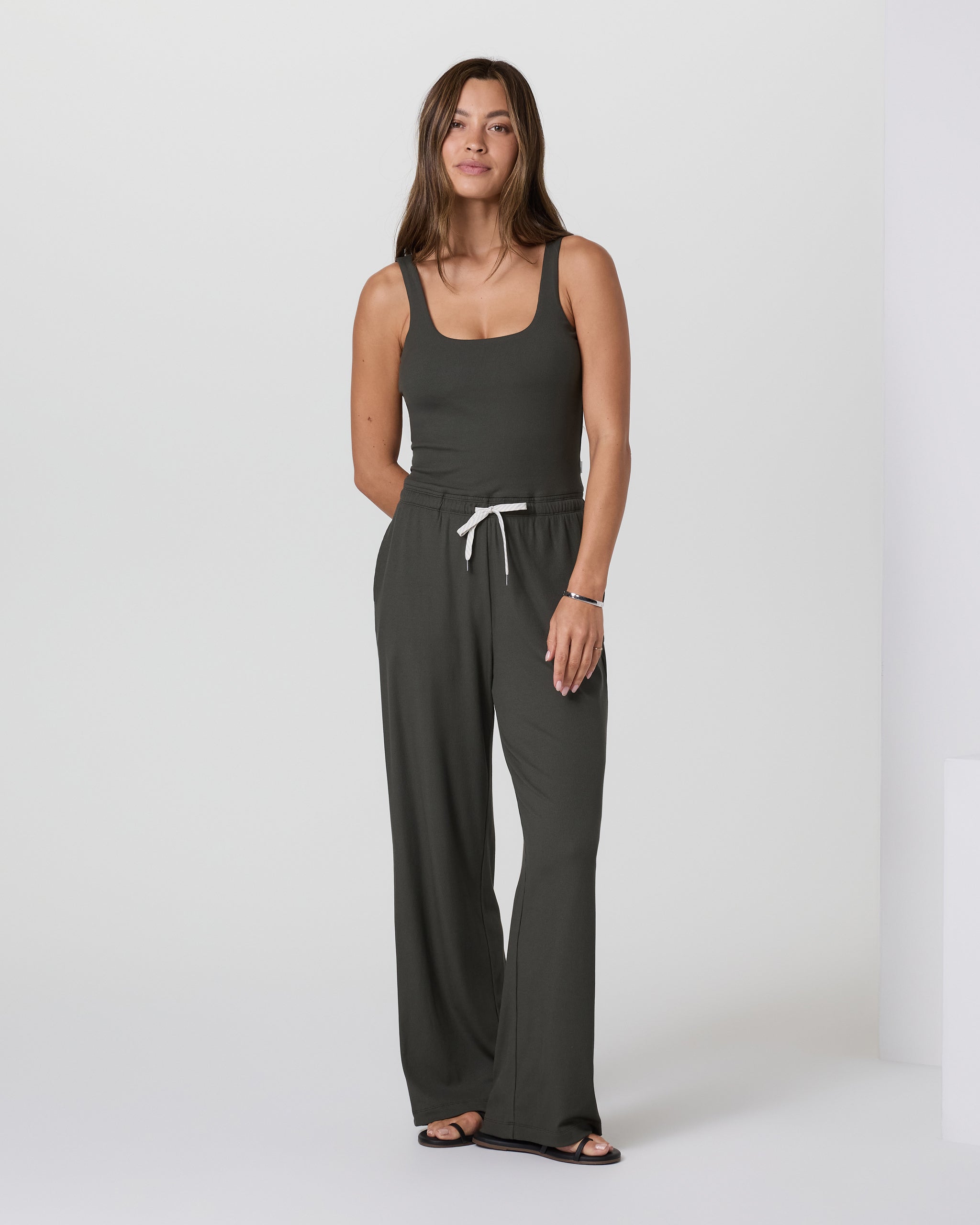 Pose Scoop Jumpsuit - Short | Kale