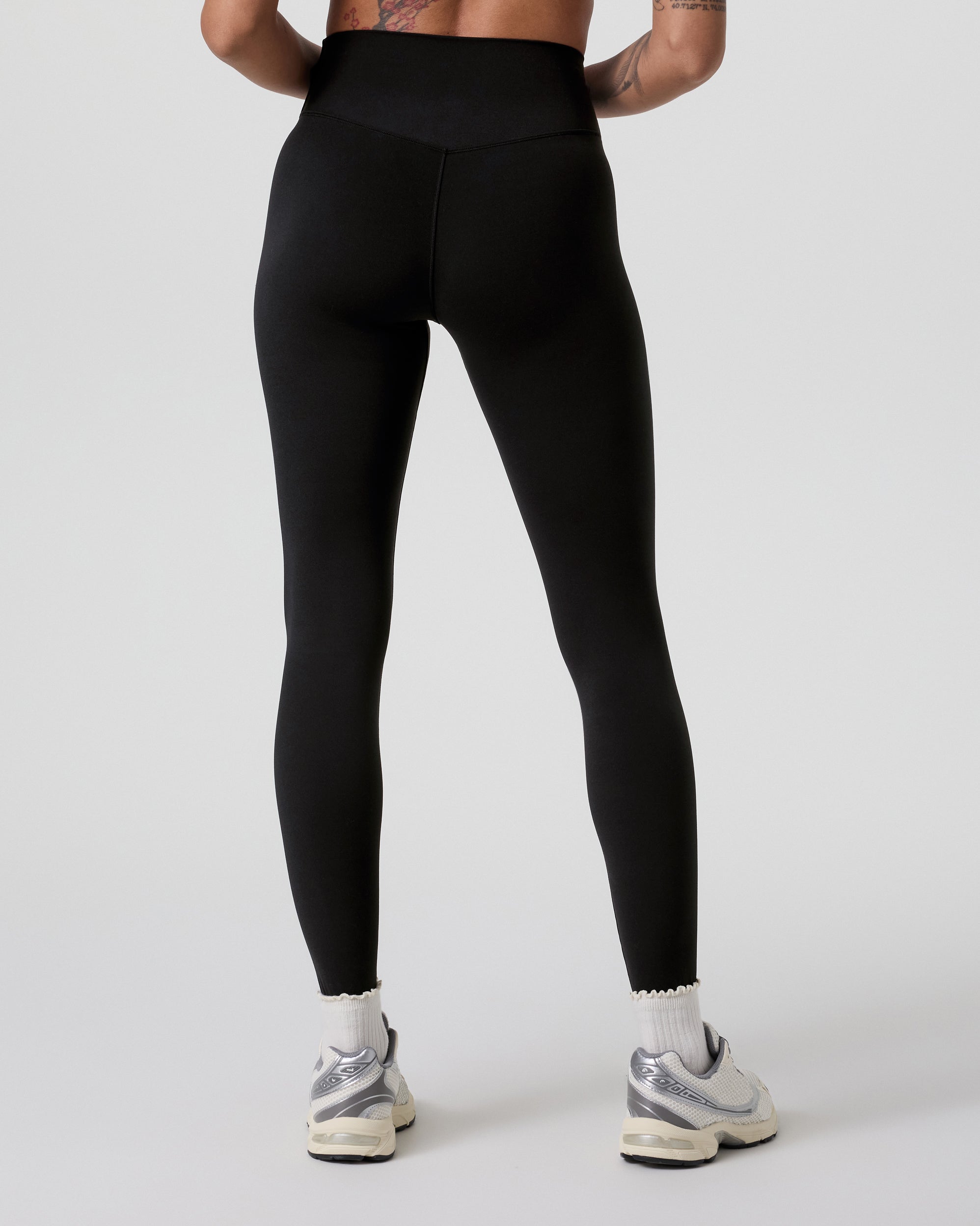 Vuori AllTheForm™ Legging - Long | Black - Image 3