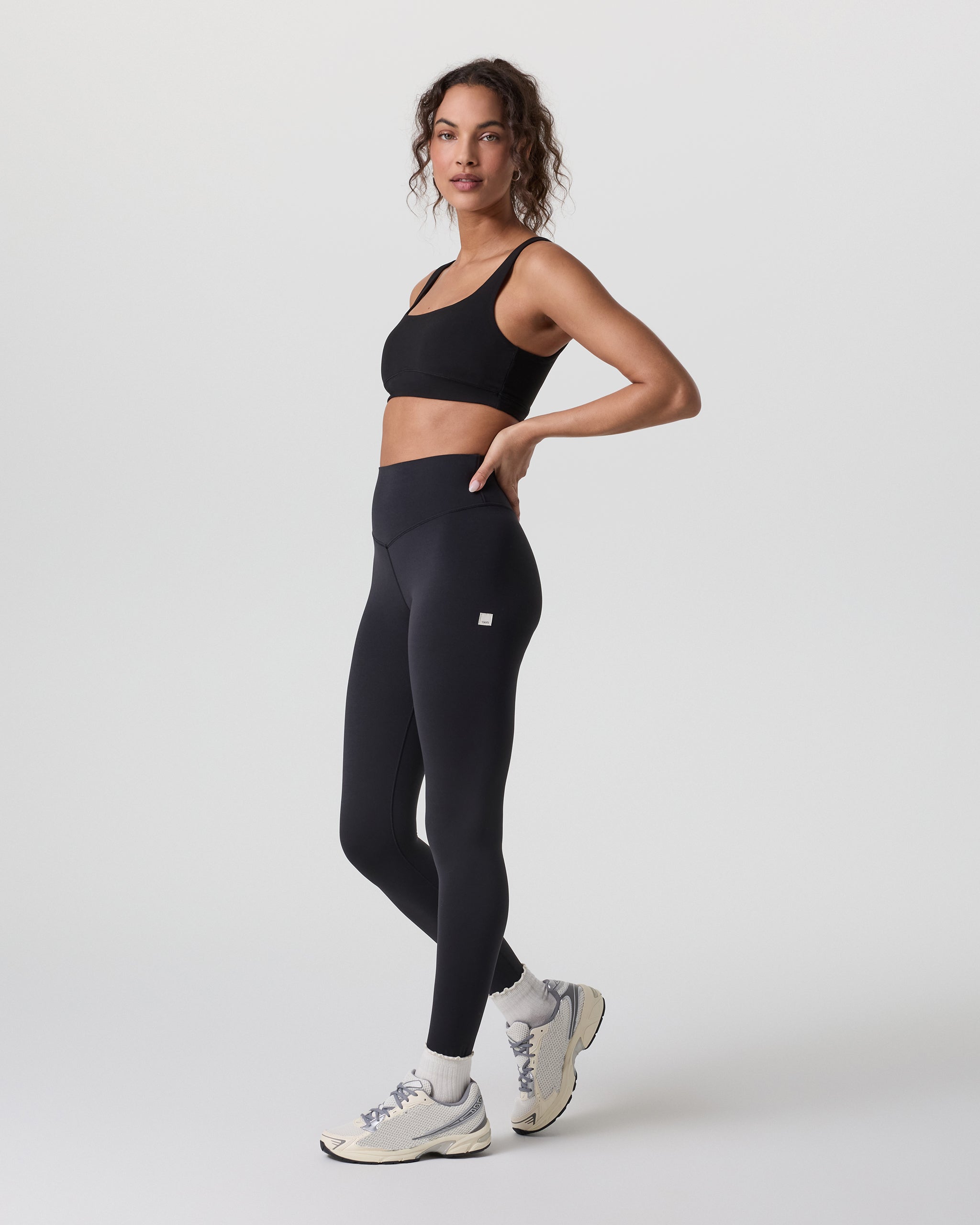 Vuori AllTheForm™ Legging - Short | Black - Image 6