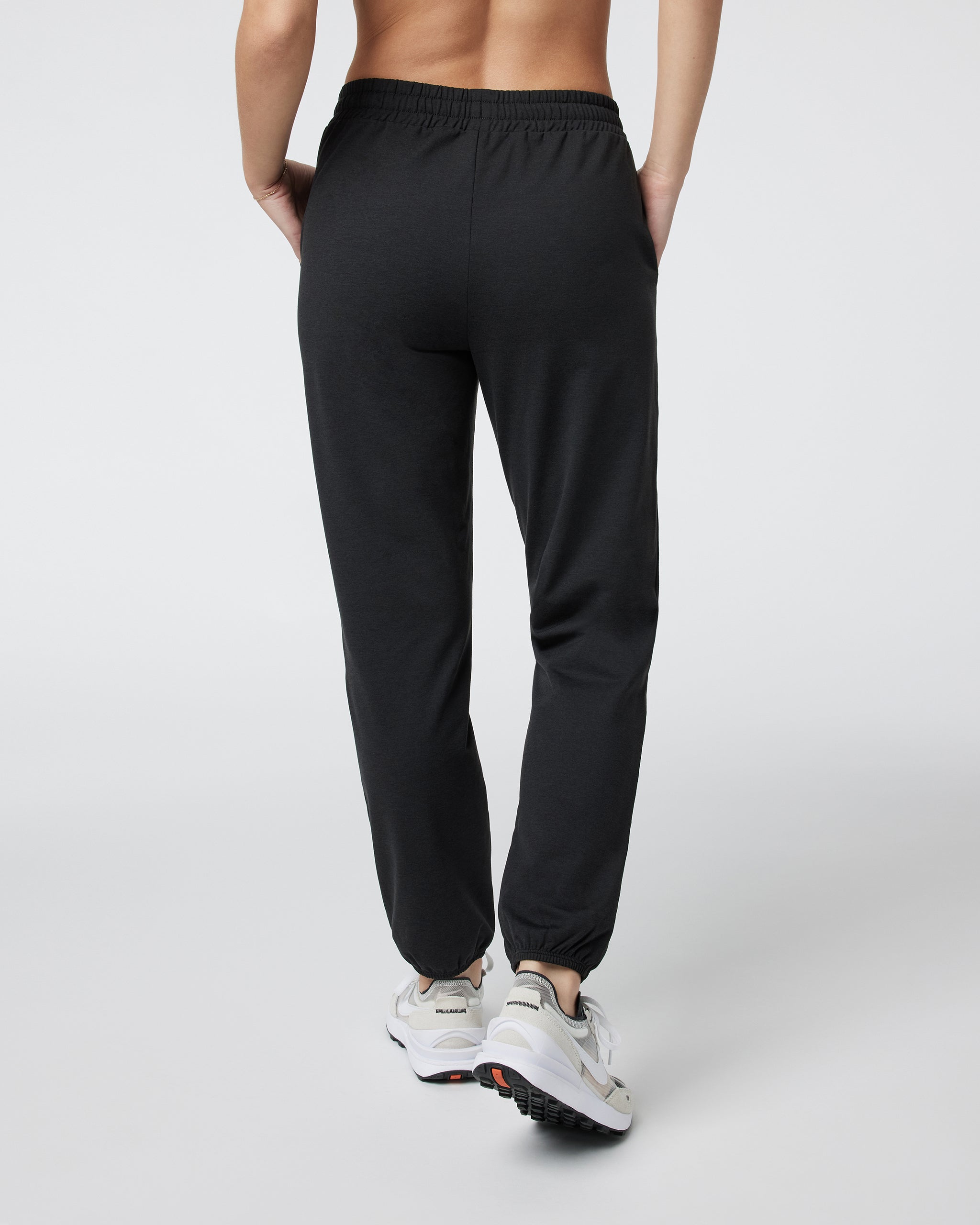Granite Performance Jogger | Black Heather - Image 3
