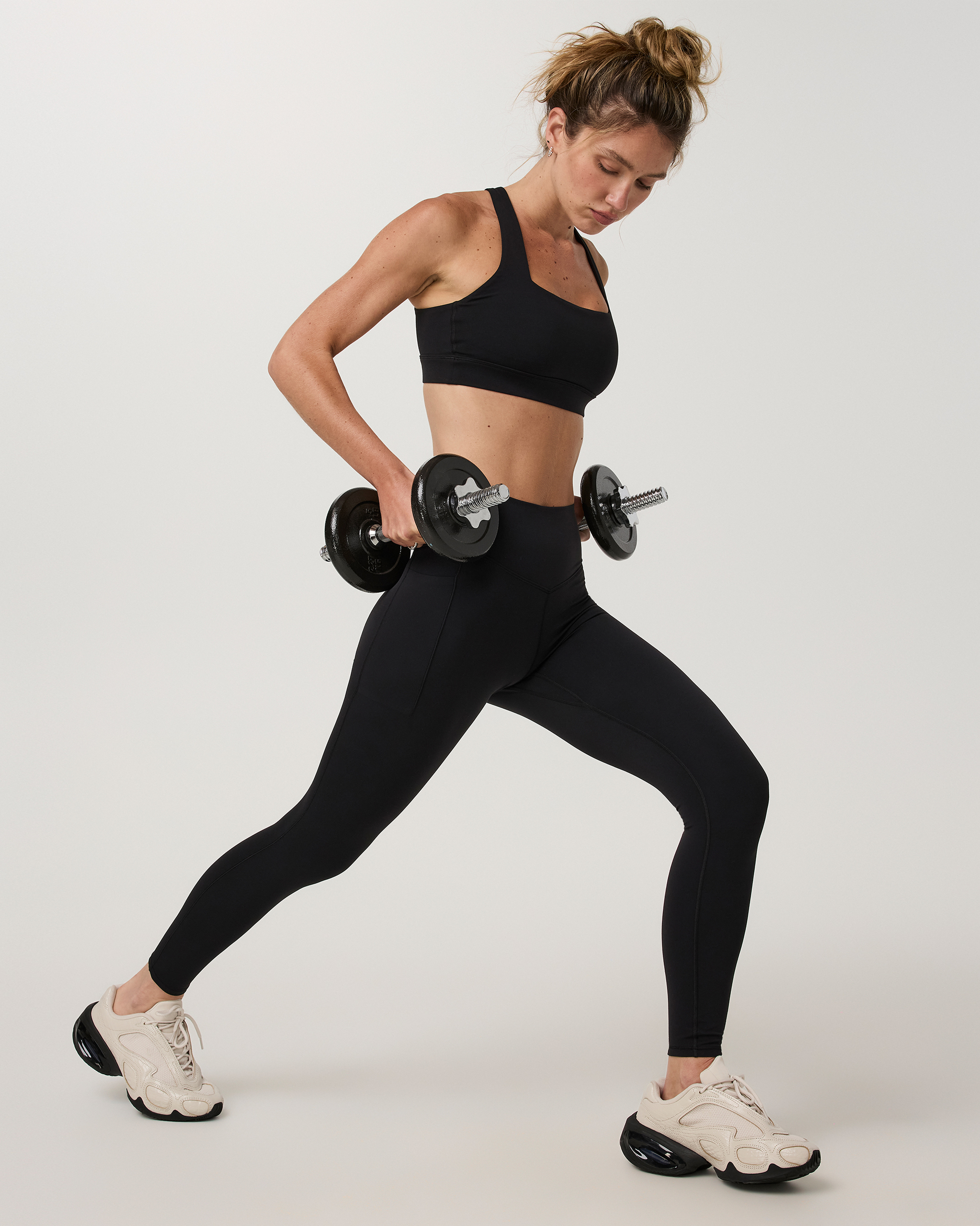Vuori AllTheForm™ Pocket Legging | Black Tonal - Image 4